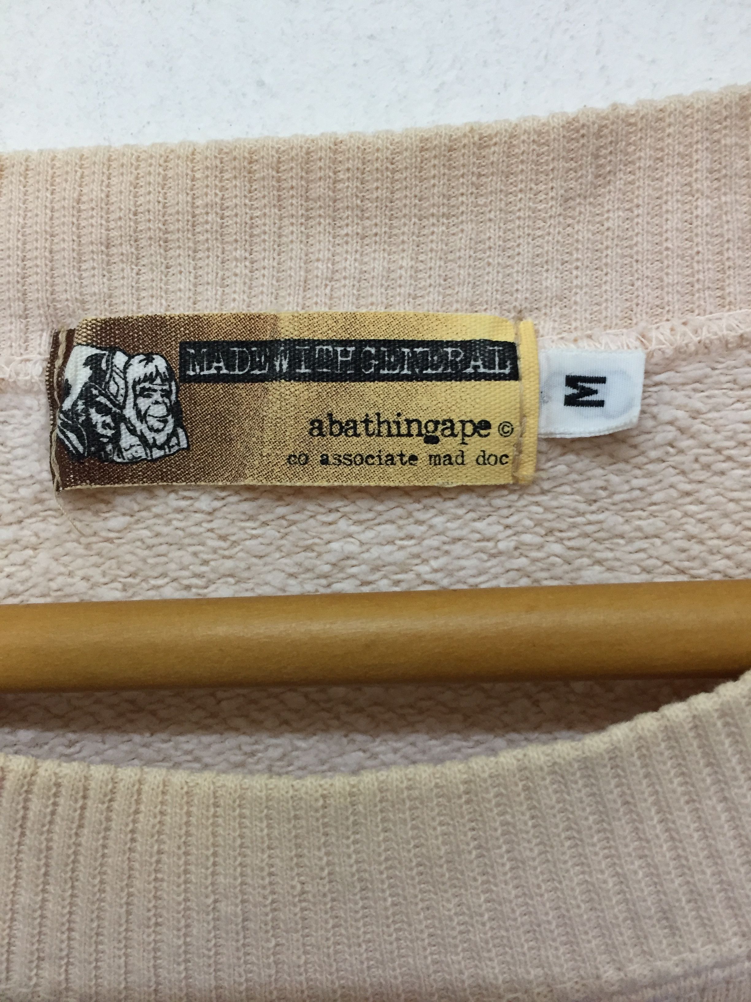 Bape Vintage College Mad Face Gradation Crewneck Size US M / EU 48-50 / 2 - 8 Thumbnail