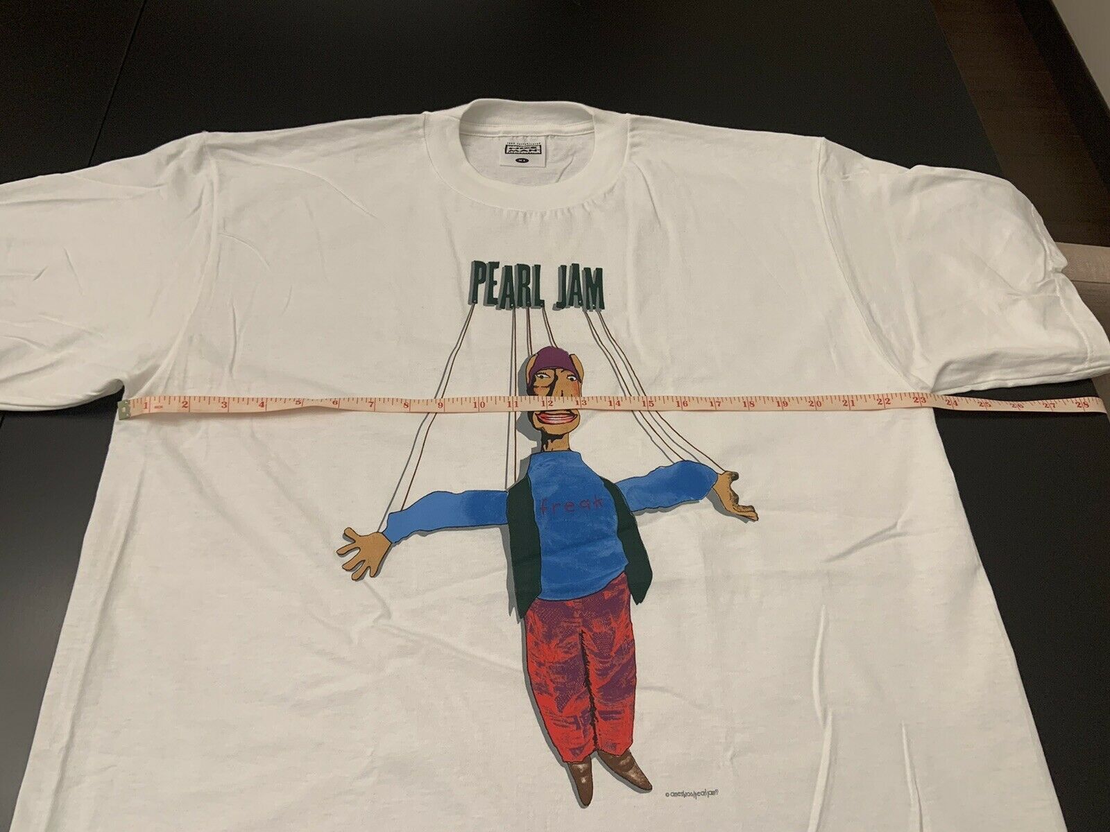 Hanes Rare Vintage Pearl Jam 1994 Freak Tour T-Shirt Size US XL / EU 56 / 4 - 7 Thumbnail