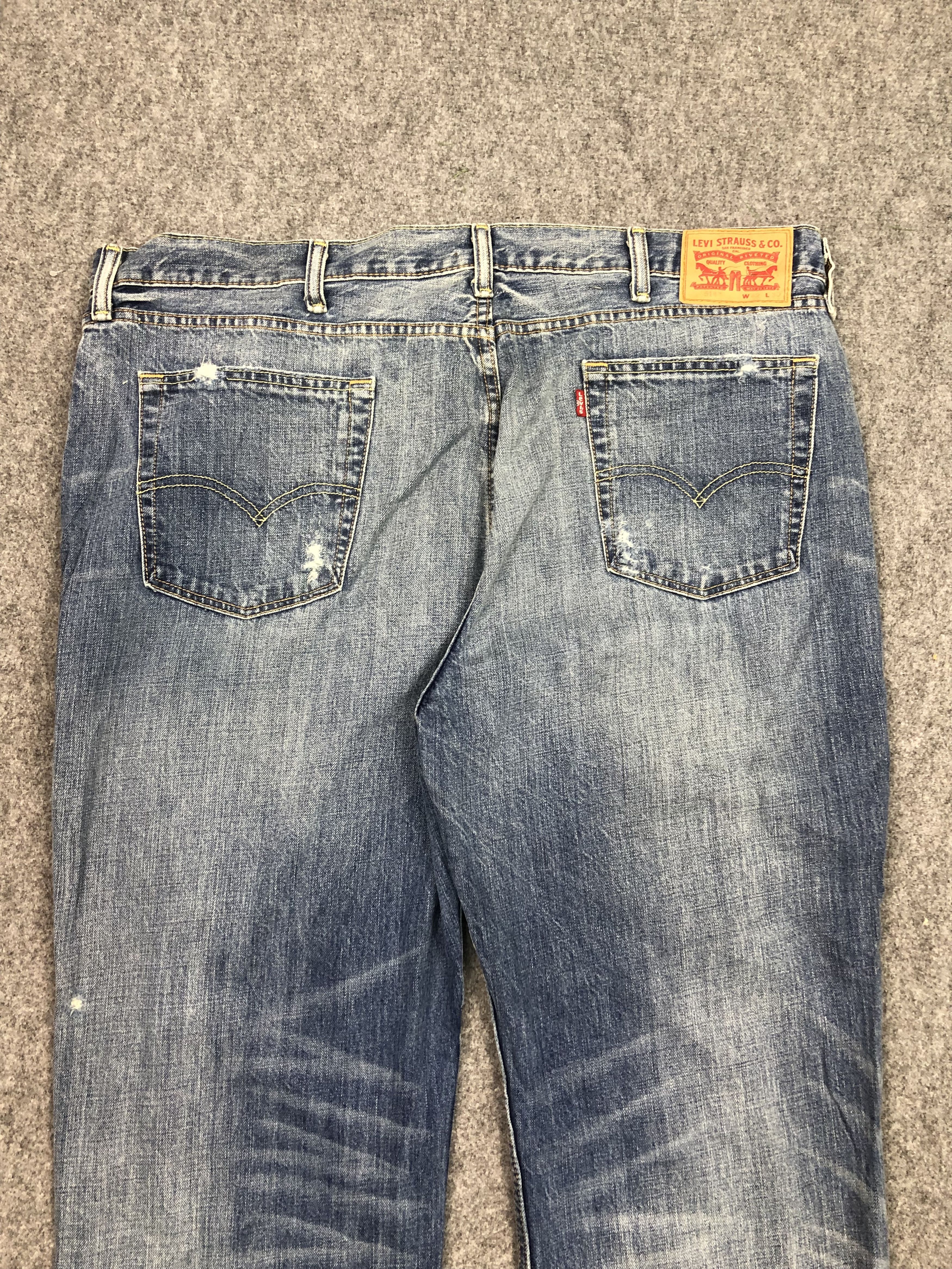 Levi's Vintage Distressed Levis 514 Blue Denim Jeans DP0358 Size US 44 / EU 60 - 4 Thumbnail