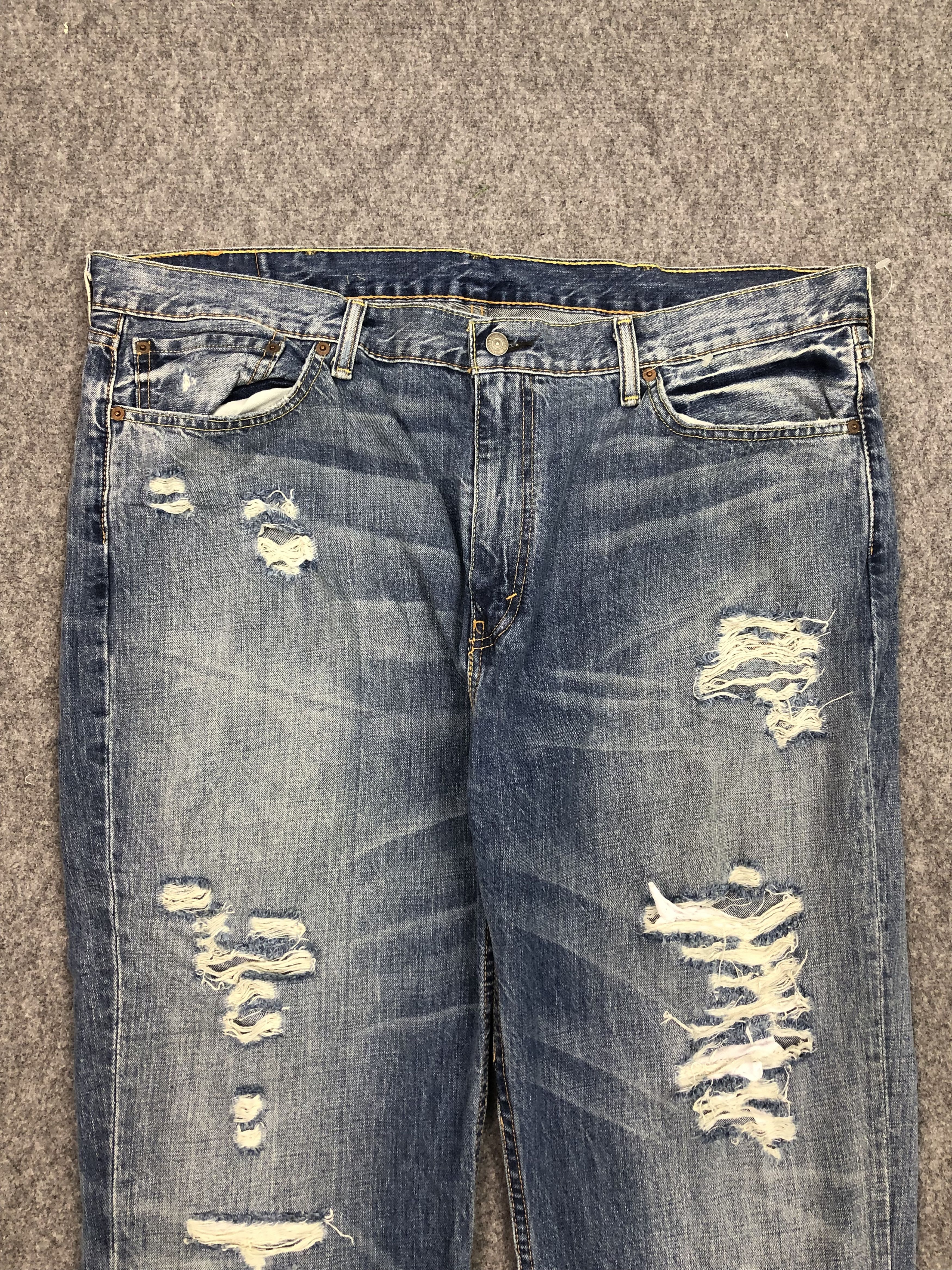 Levi's Vintage Distressed Levis 514 Blue Denim Jeans DP0358 Size US 44 / EU 60 - 3 Thumbnail