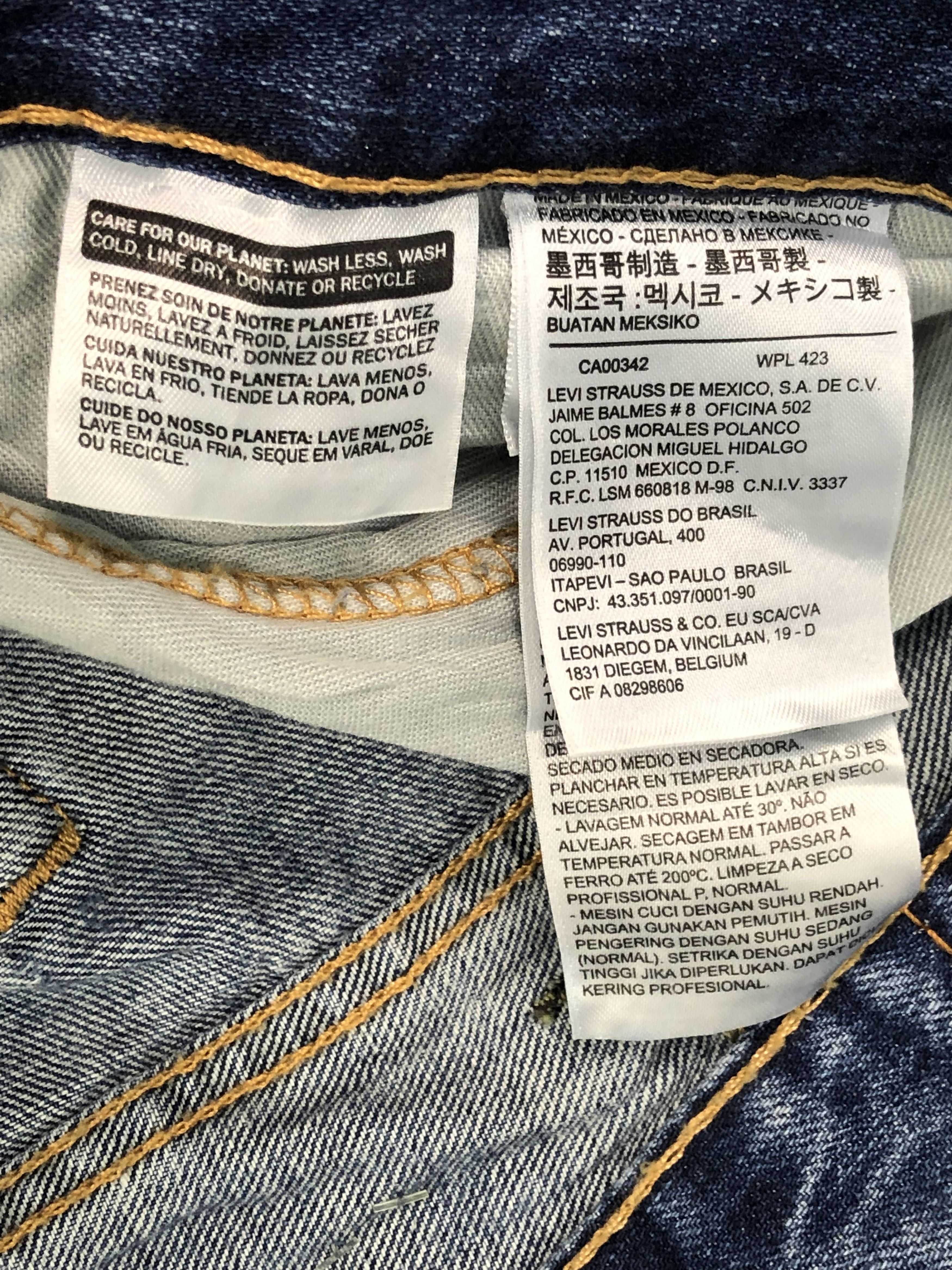 Levi's Vintage Distressed Levis 514 Blue Denim Jeans DP0358 Size US 44 / EU 60 - 6 Thumbnail