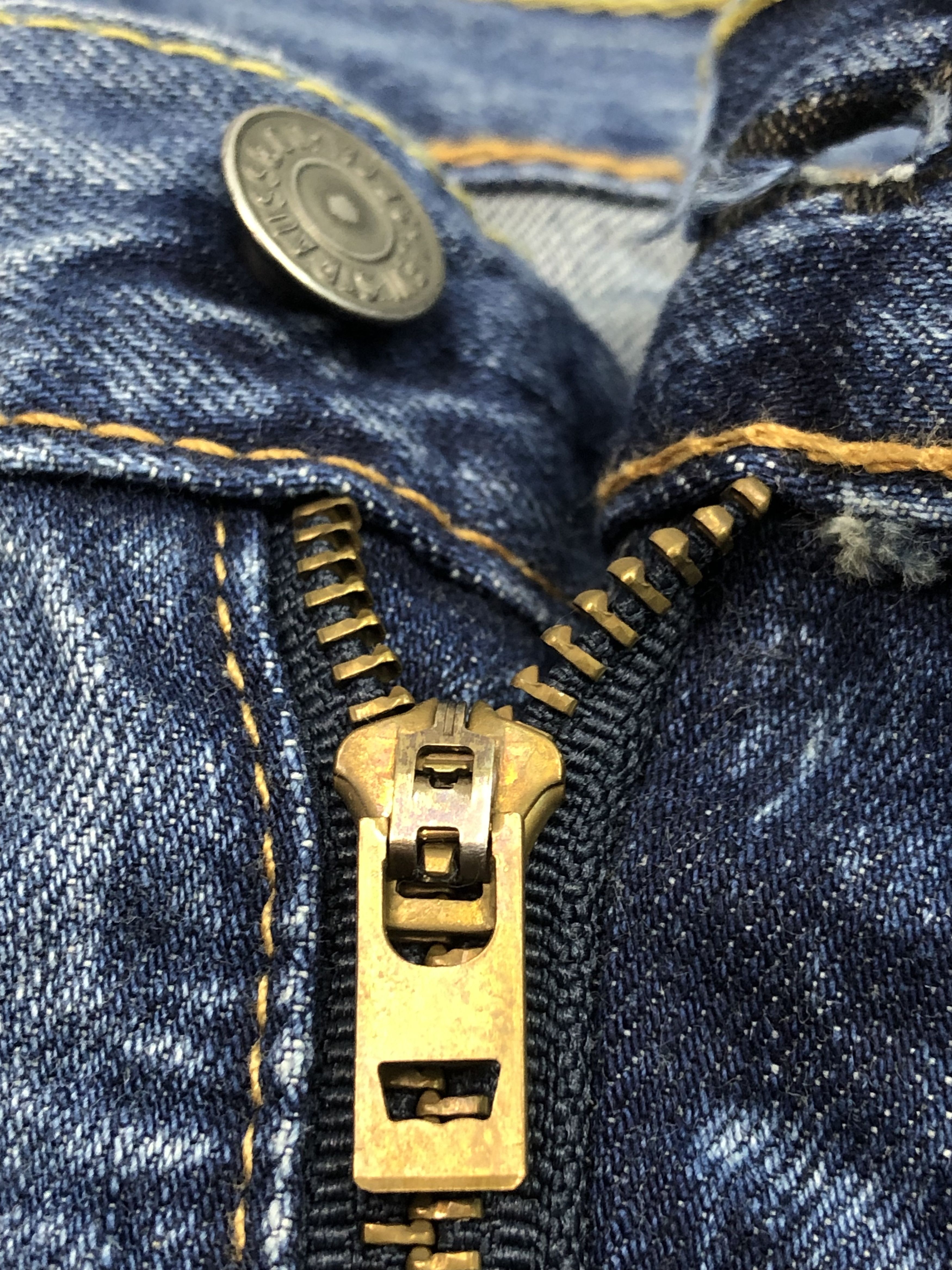 Levi's Vintage Distressed Levis 514 Blue Denim Jeans DP0358 Size US 44 / EU 60 - 8 Thumbnail