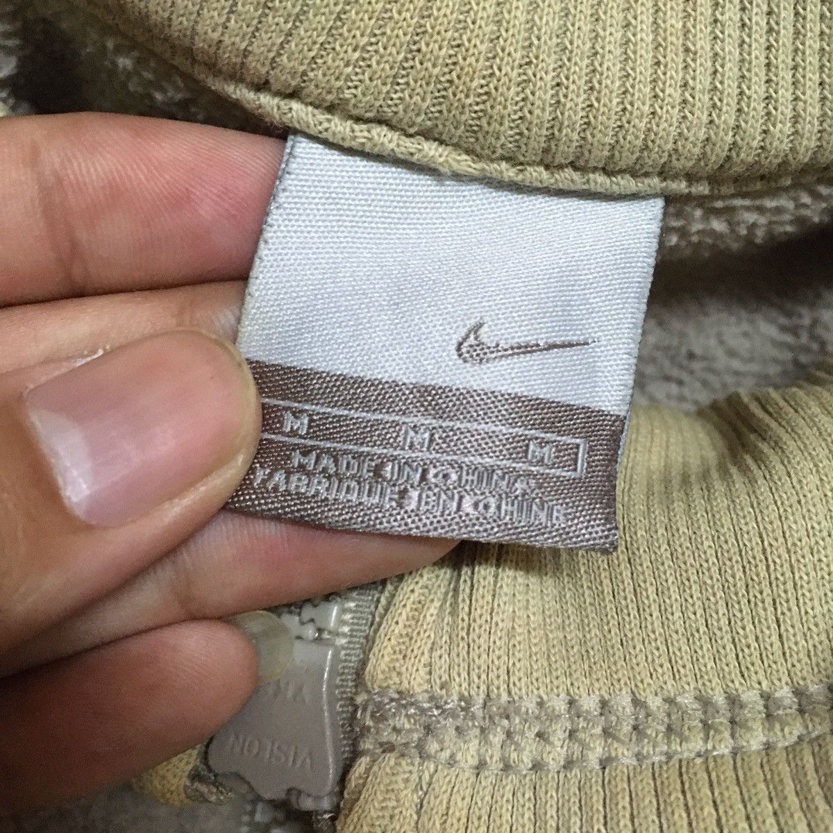 Nike Vintage Nike Fleece Jacket Sweater For Outdoor or Sports Size US M / EU 48-50 / 2 - 9 Thumbnail