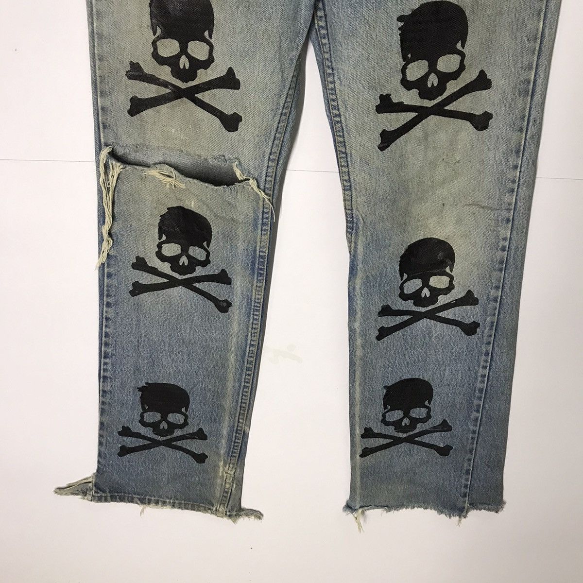 Levi's Vintage Clothing RARE🔥LEVIS 517 ORANGE TAG BOOT CUT SKULL ART DENIM PANTS Size US 30 / EU 46 - 3 Thumbnail