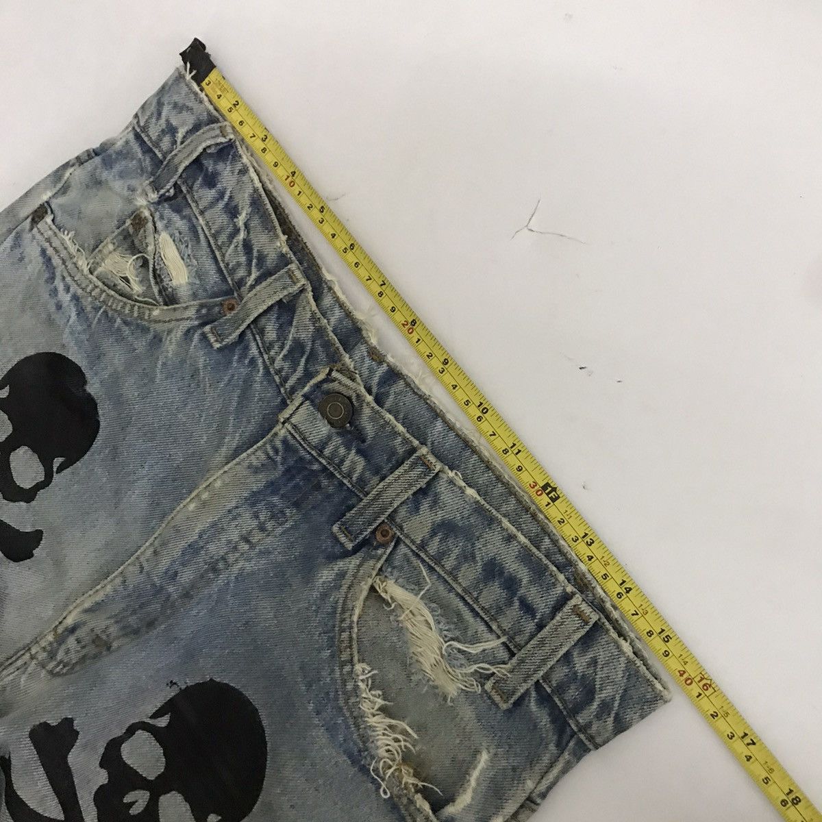 Levi's Vintage Clothing RARE🔥LEVIS 517 ORANGE TAG BOOT CUT SKULL ART DENIM PANTS Size US 30 / EU 46 - 12 Thumbnail