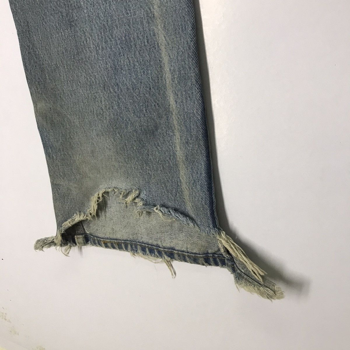 Levi's Vintage Clothing RARE🔥LEVIS 517 ORANGE TAG BOOT CUT SKULL ART DENIM PANTS Size US 30 / EU 46 - 10 Thumbnail