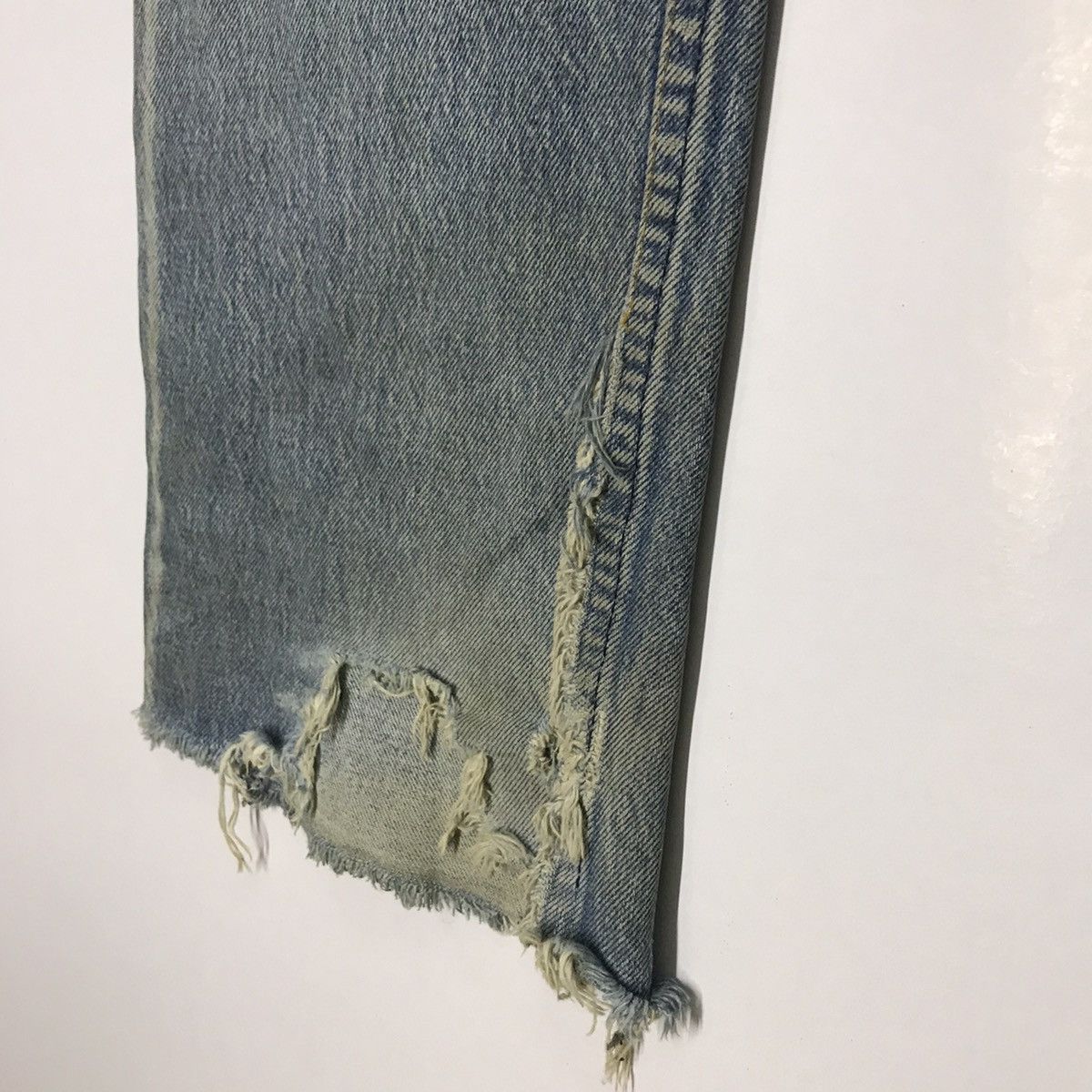 Levi's Vintage Clothing RARE🔥LEVIS 517 ORANGE TAG BOOT CUT SKULL ART DENIM PANTS Size US 30 / EU 46 - 11 Thumbnail