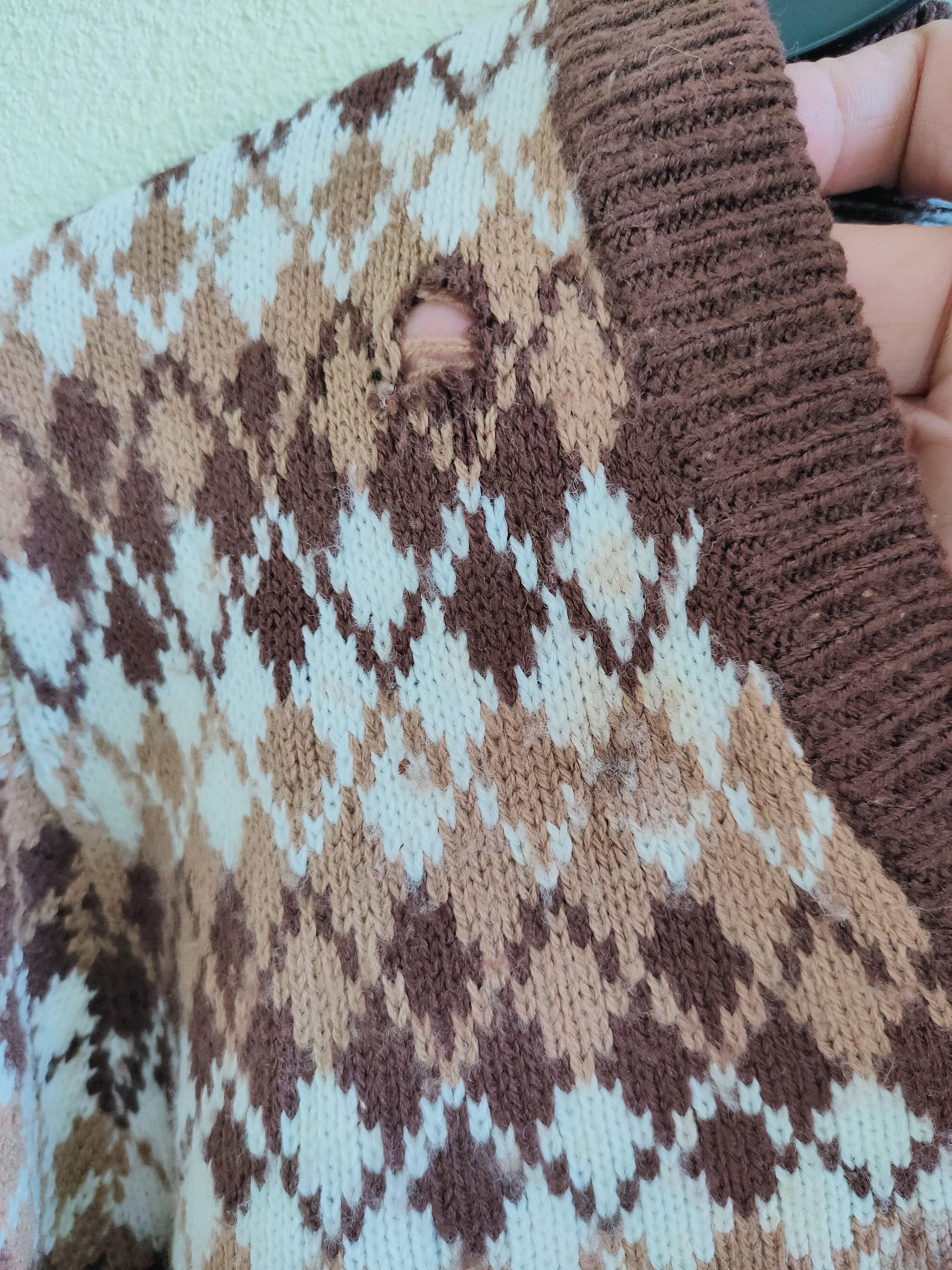 Japanese Brand Vintage CLOVER PIGEON v neck wool knitwear sweater Size US M / EU 48-50 / 2 - 6 Thumbnail