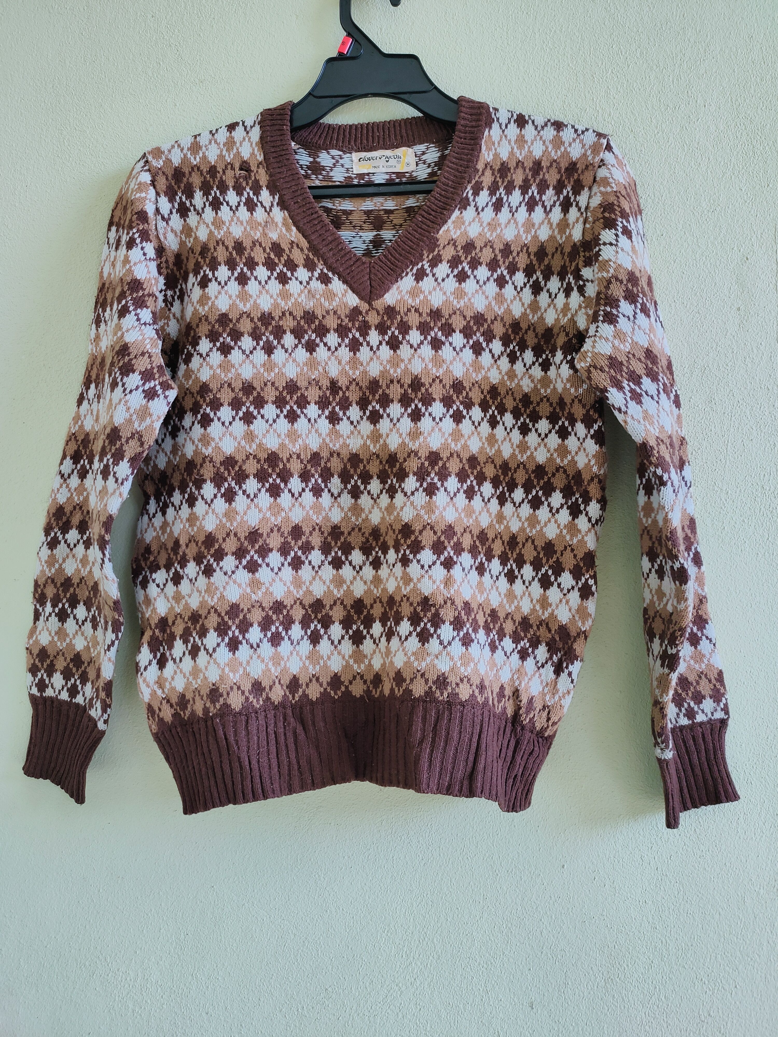 Japanese Brand Vintage CLOVER PIGEON v neck wool knitwear sweater Size US M / EU 48-50 / 2 - 1 Thumbnail