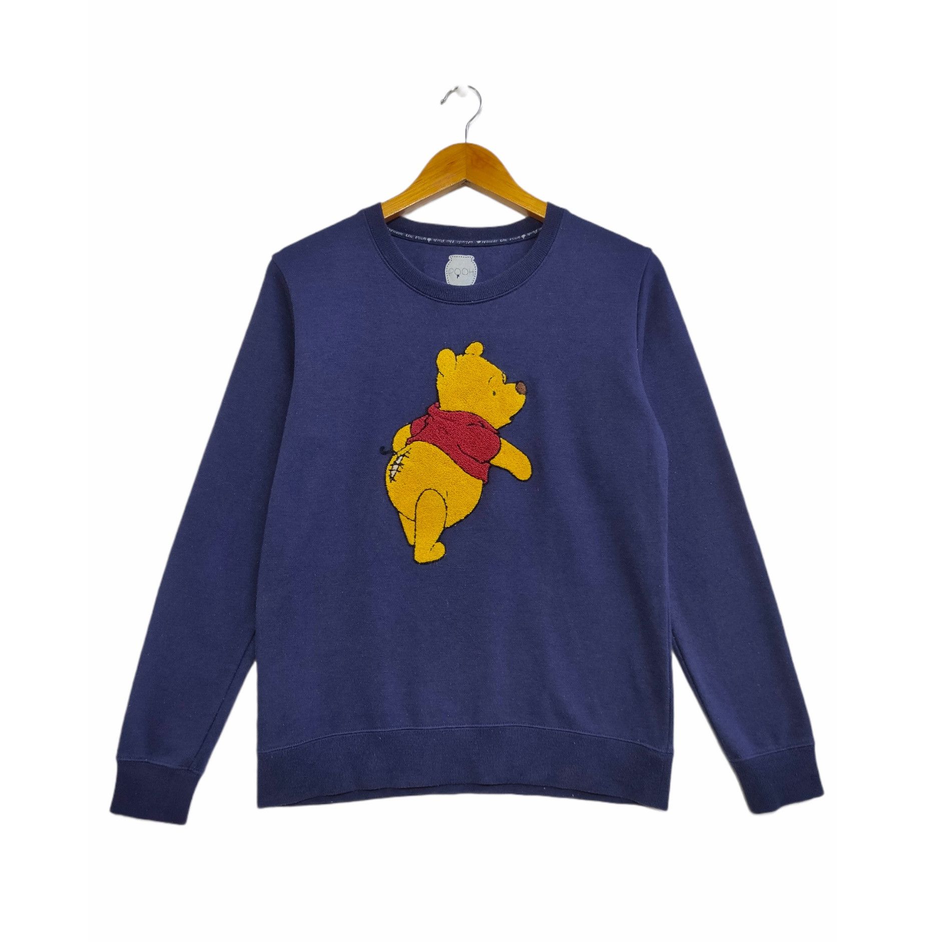 NICE! POOH EMBROIDERY Sweatshirt Pullover