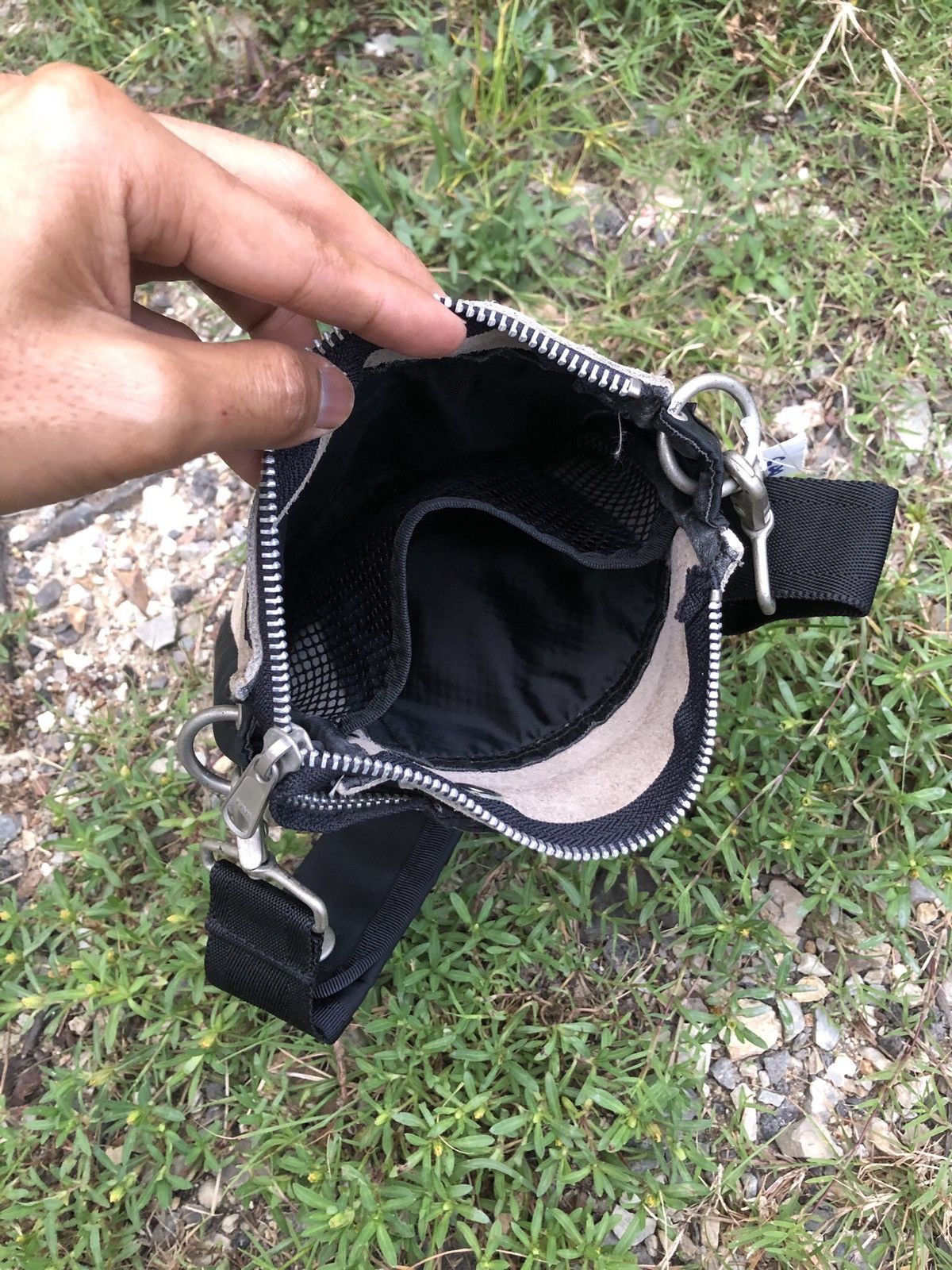 Japanese Brand AMERICAN IN PARIS slingbag Size ONE SIZE - 7 Thumbnail