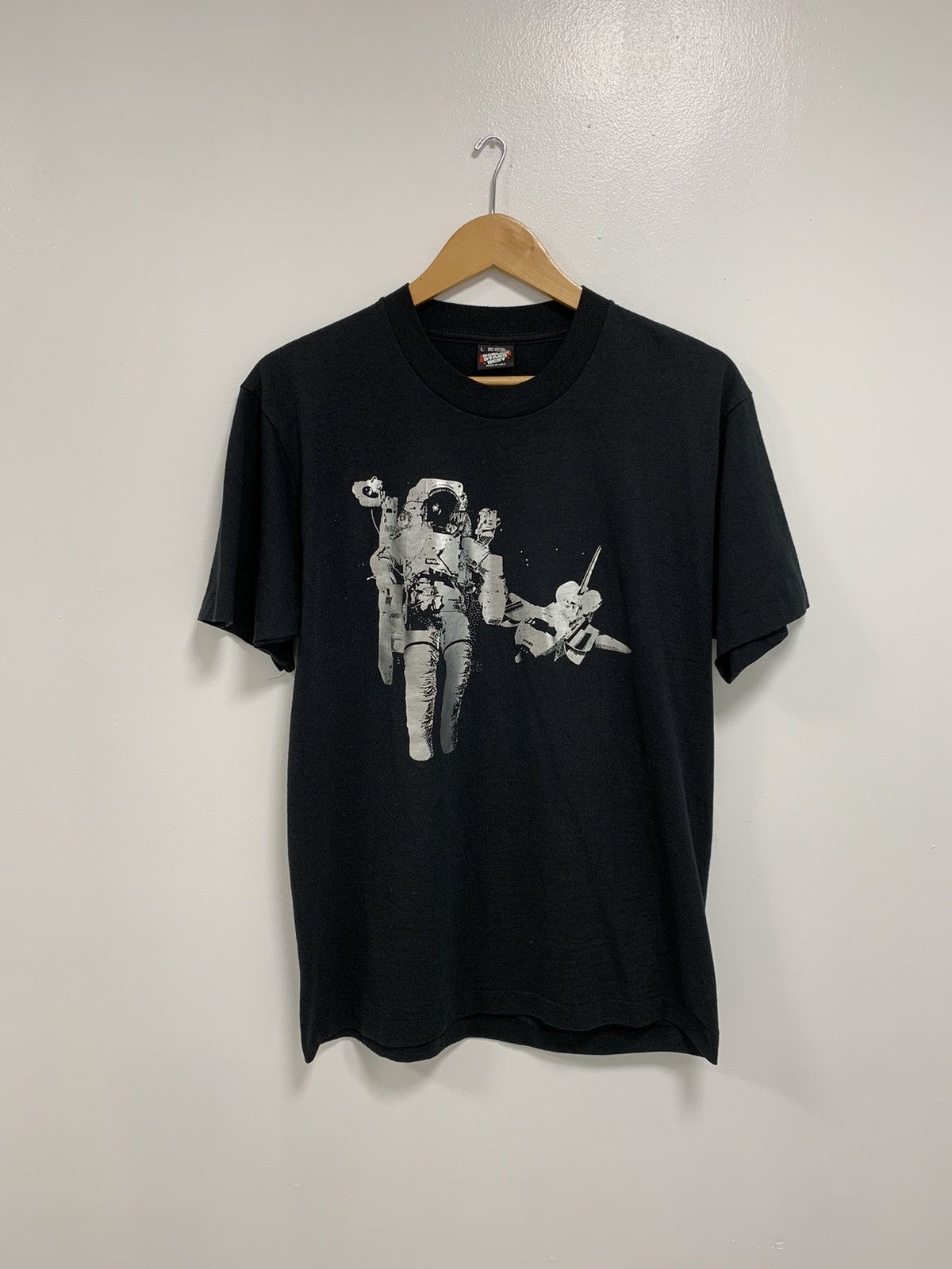 Vintage Vintage 80s nasa astronaut spacewalk t shirt | Grailed