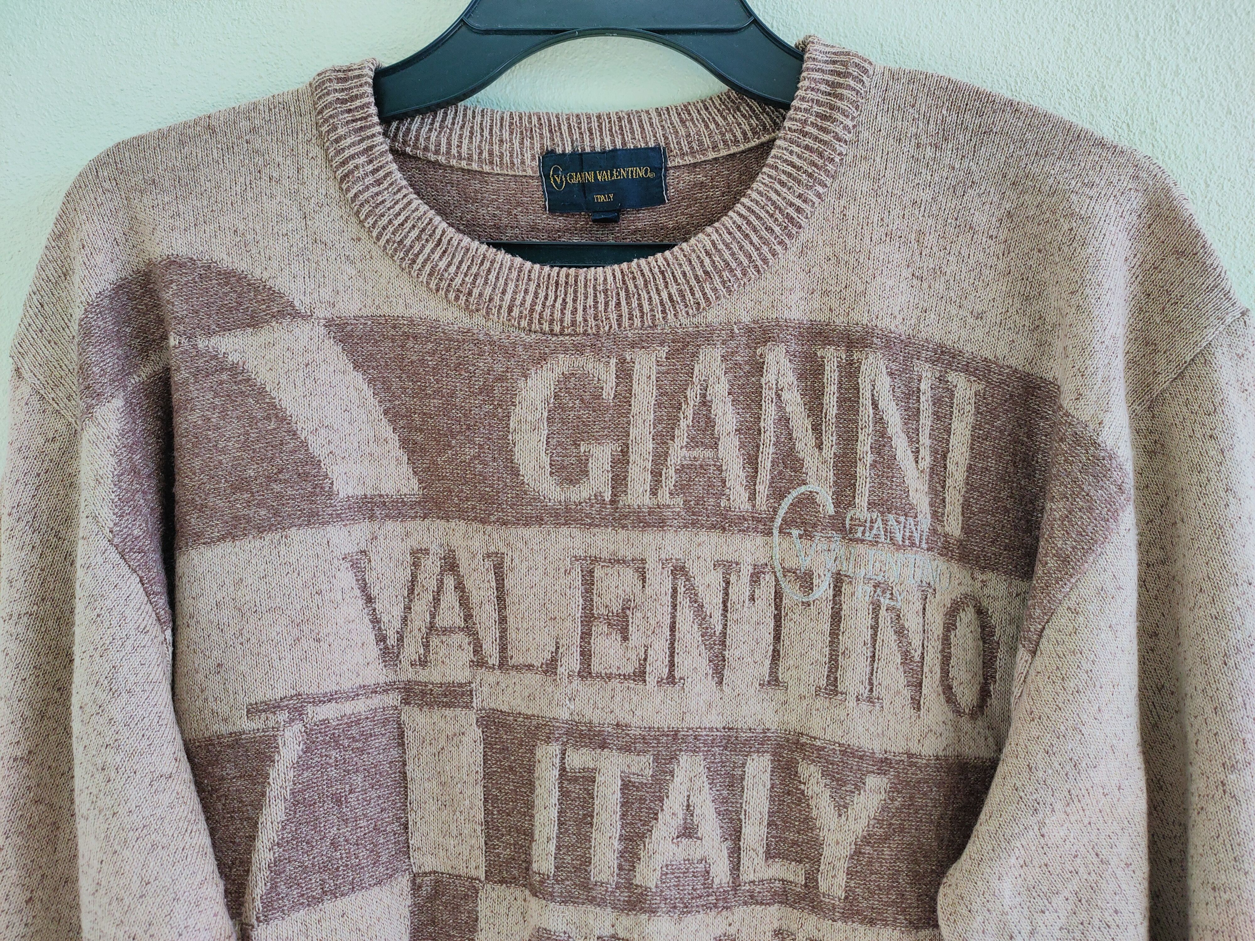 Gianni Valentino × Valentino GIANNI VALENTINO Italy knitwear sweater embroidered logo Size US L / EU 52-54 / 3 - 4 Thumbnail