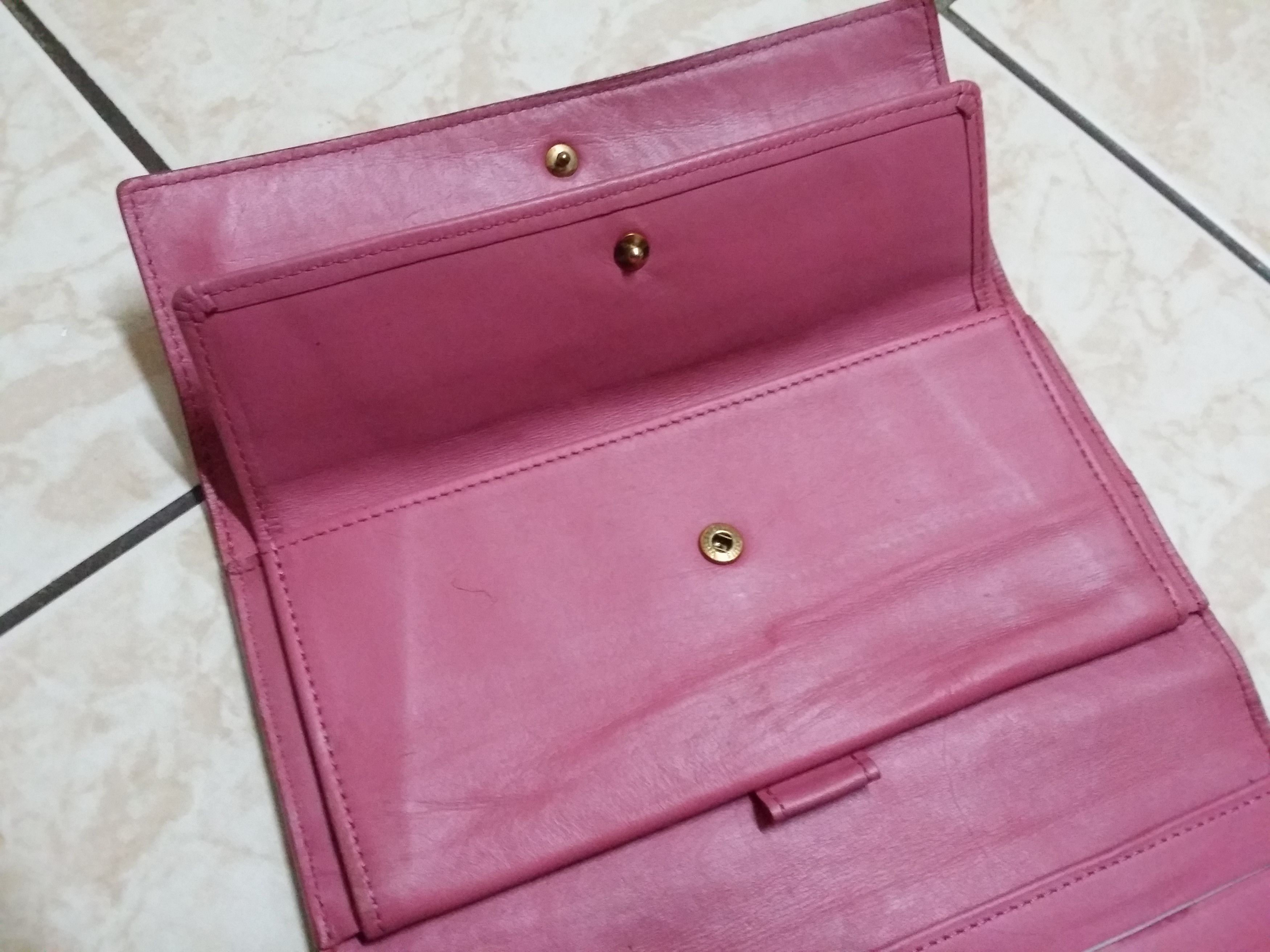 Louis Vuitton (OG) LOUIS VUITTON VERNIS LEATHER CHERRY RED LONG WALLET Size ONE SIZE - 4 Thumbnail