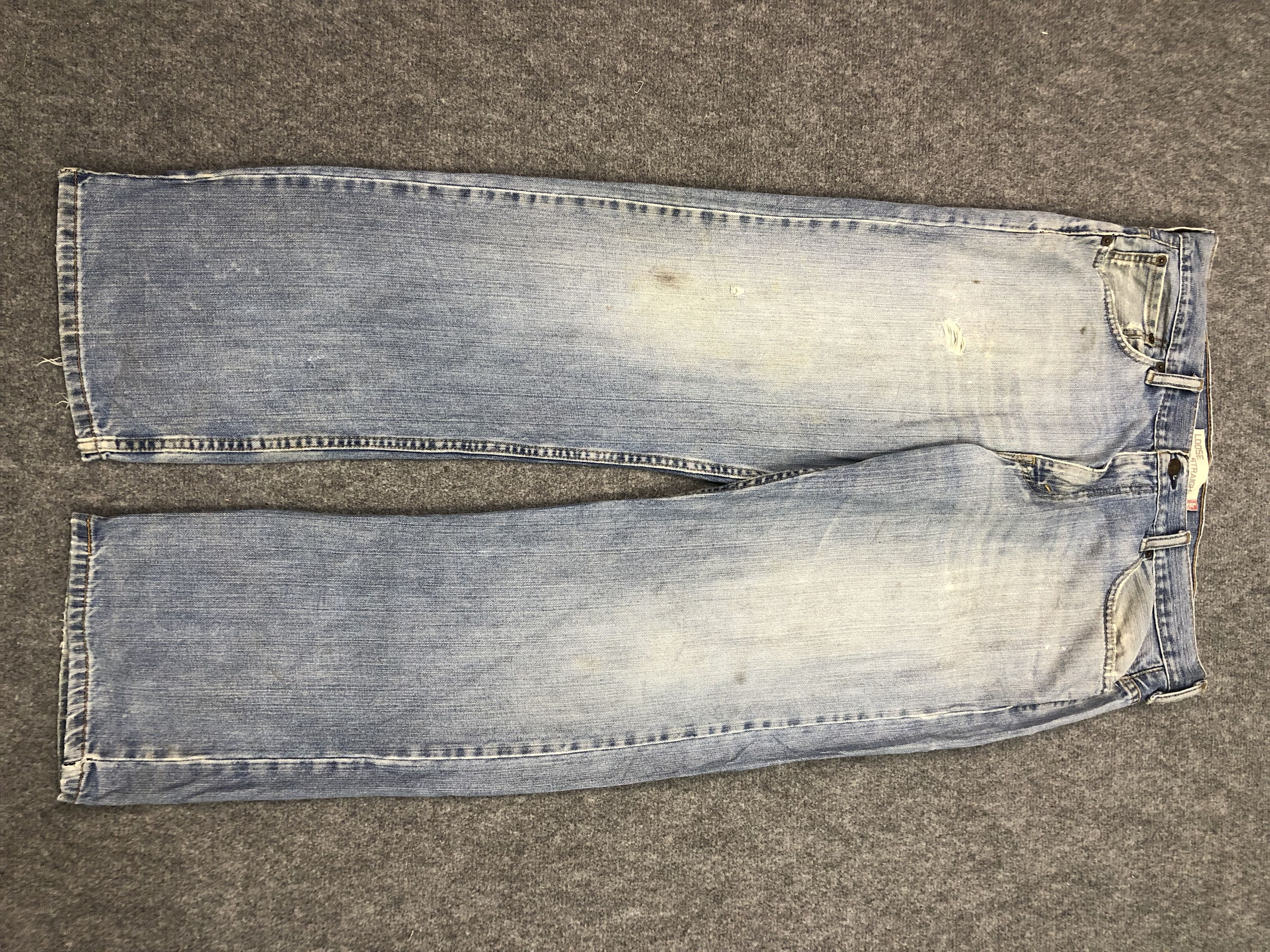 image of Levis 569 Jeans in Blue Denim, Men's (Size 38)