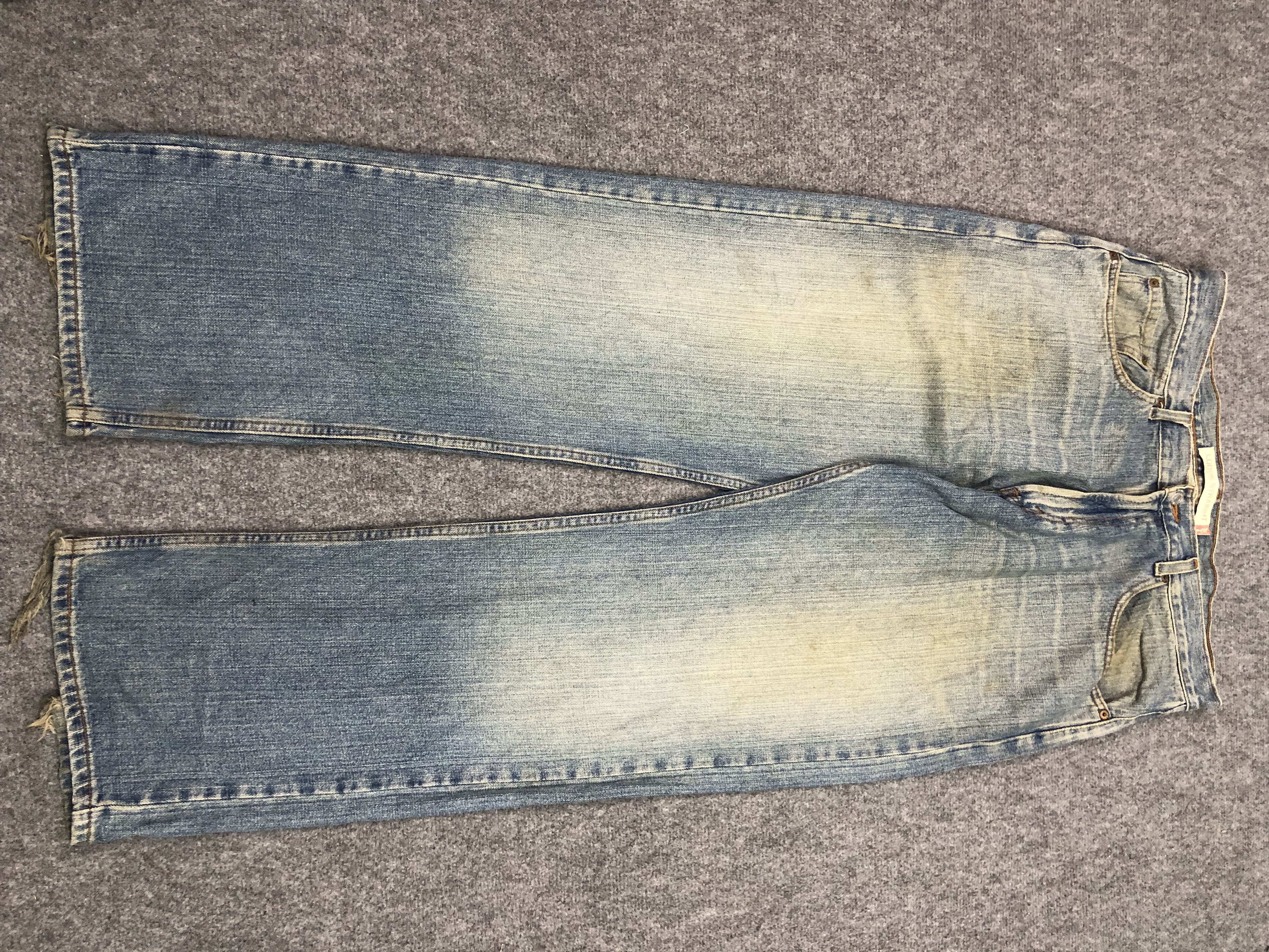 image of Levis 569 Jeans in Blue Denim, Men's (Size 38)