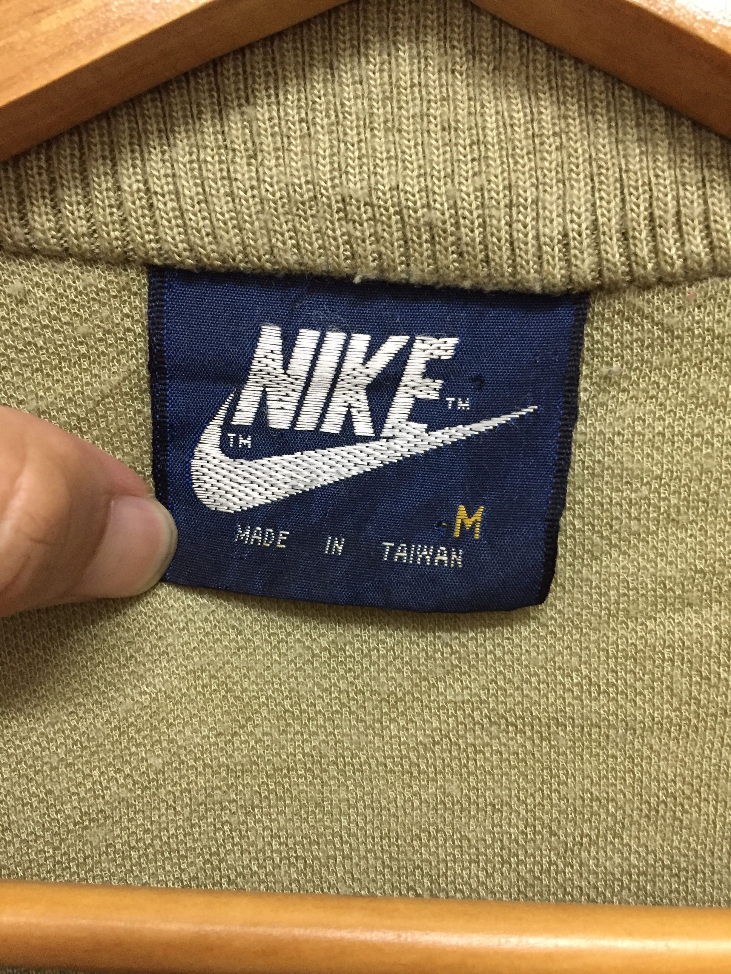 Nike 1980s NIKE Blue Tag Raglan 100% Acrylic Made in Taiwan Size US M / EU 48-50 / 2 - 8 Thumbnail