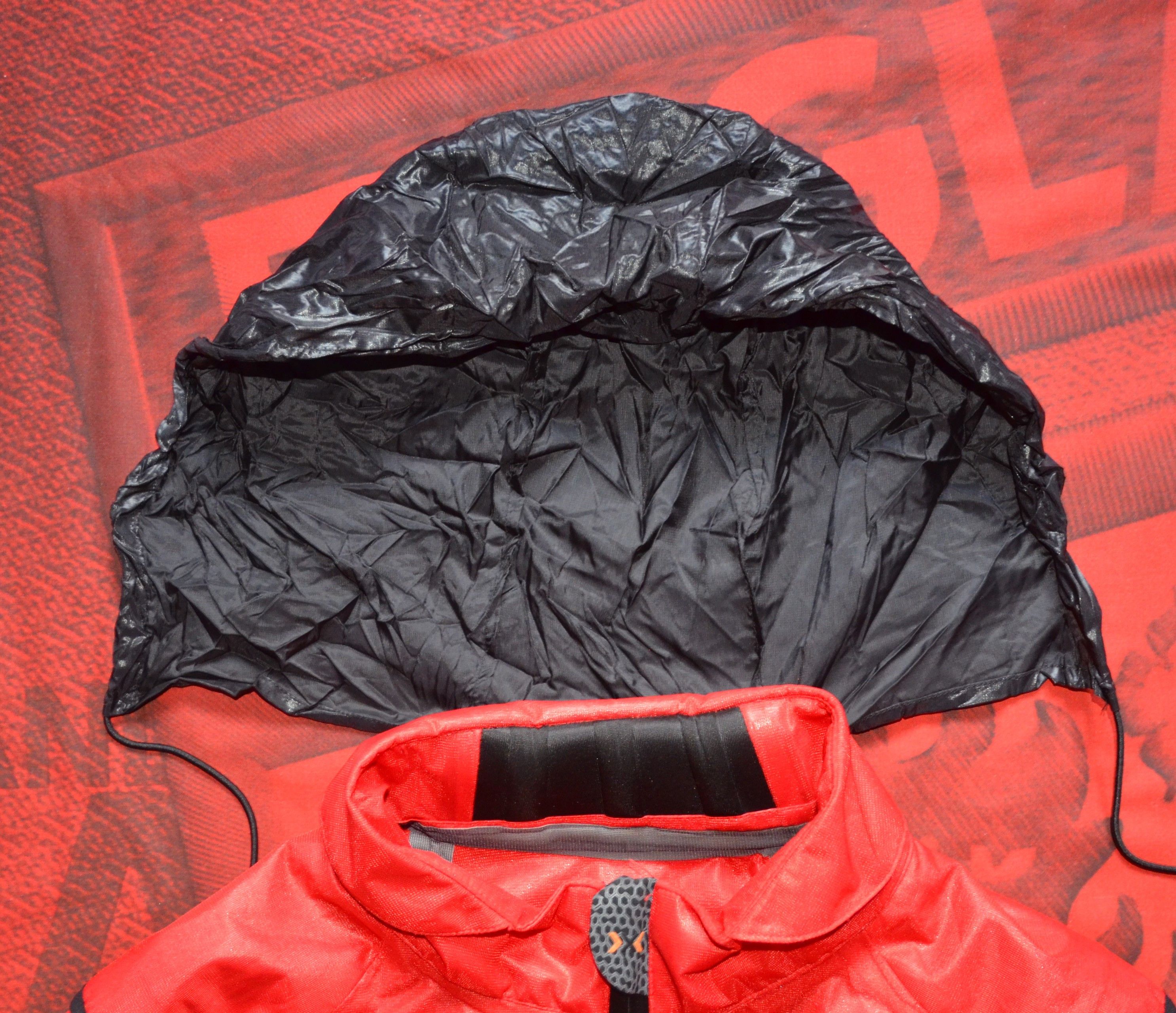 Other X-BIONIC Running Symframe Vest Man Size M Red Reflective Size US M / EU 48-50 / 2 - 10 Thumbnail