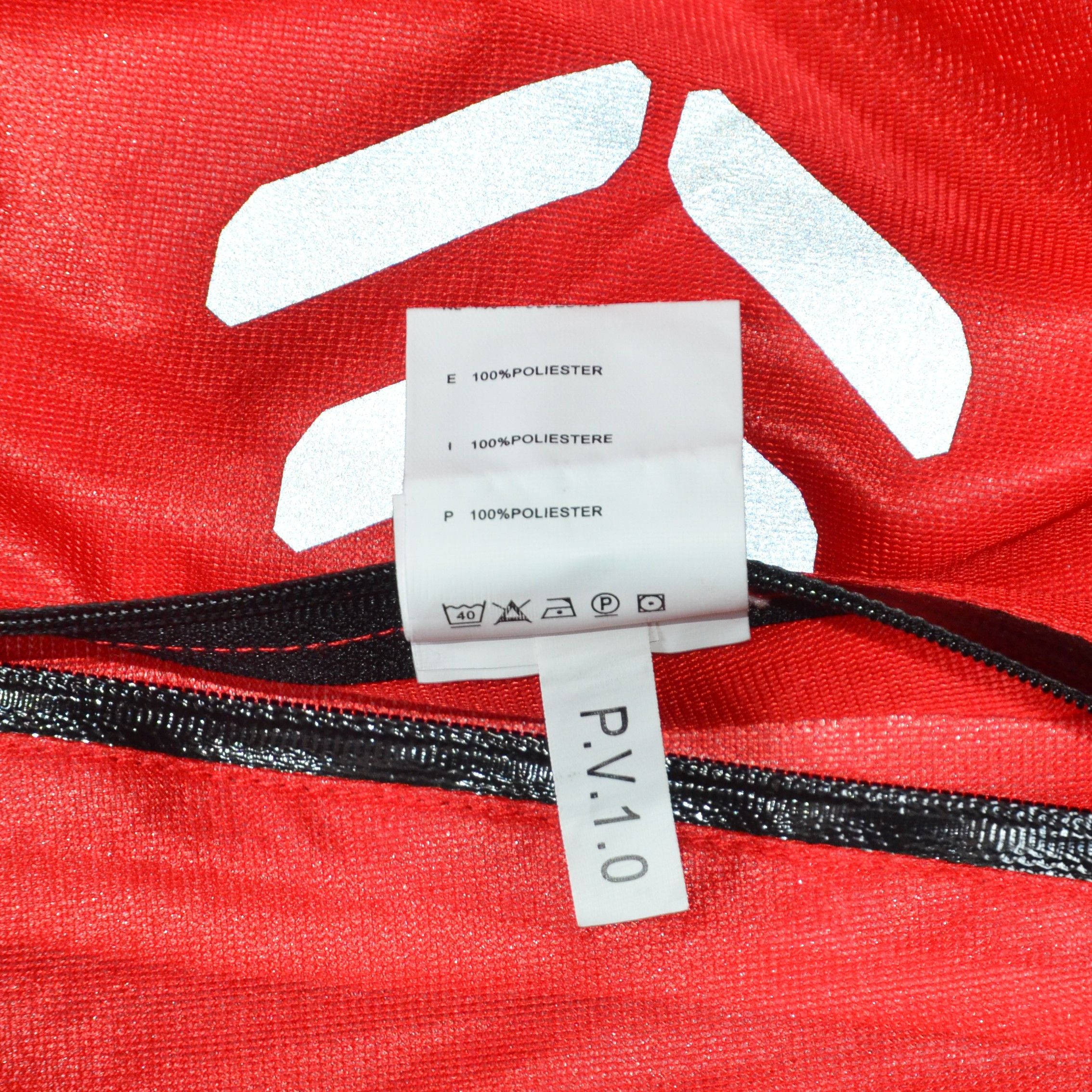 Other X-BIONIC Running Symframe Vest Man Size M Red Reflective Size US M / EU 48-50 / 2 - 13 Thumbnail
