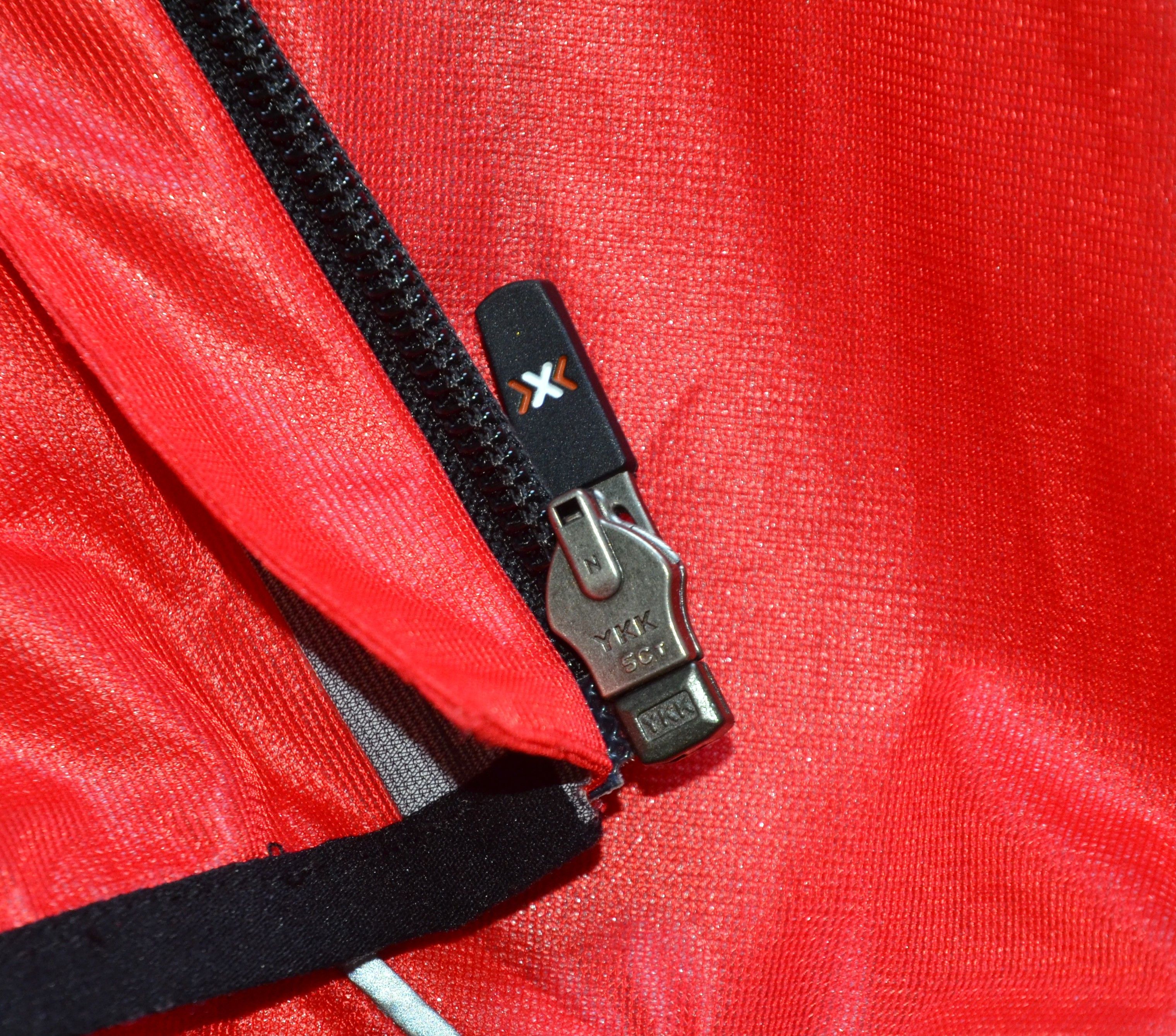 Other X-BIONIC Running Symframe Vest Man Size M Red Reflective Size US M / EU 48-50 / 2 - 7 Thumbnail
