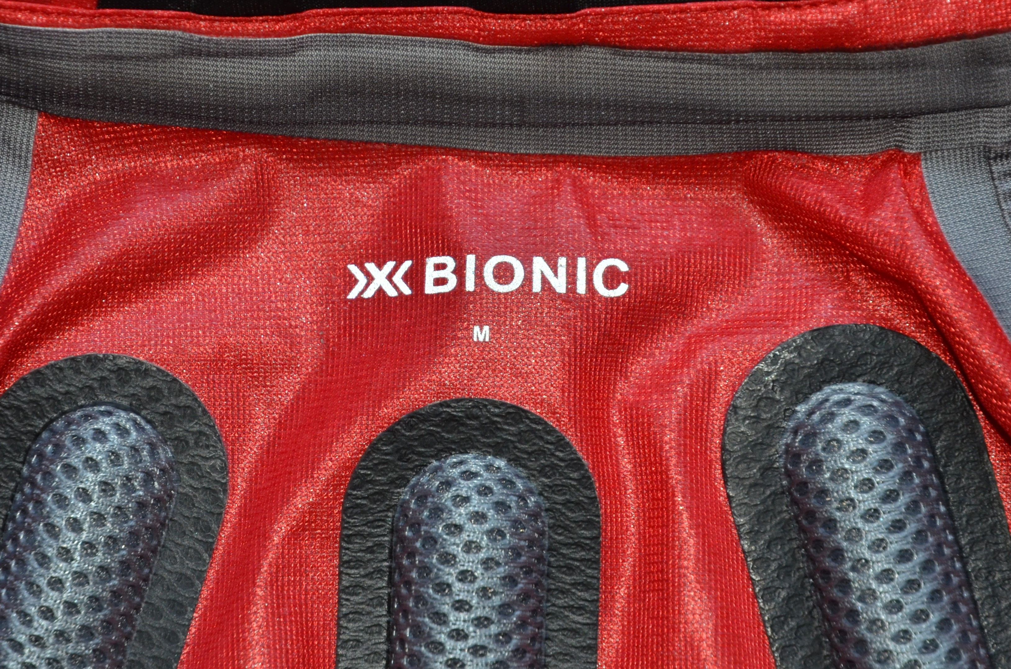 Other X-BIONIC Running Symframe Vest Man Size M Red Reflective Size US M / EU 48-50 / 2 - 9 Thumbnail