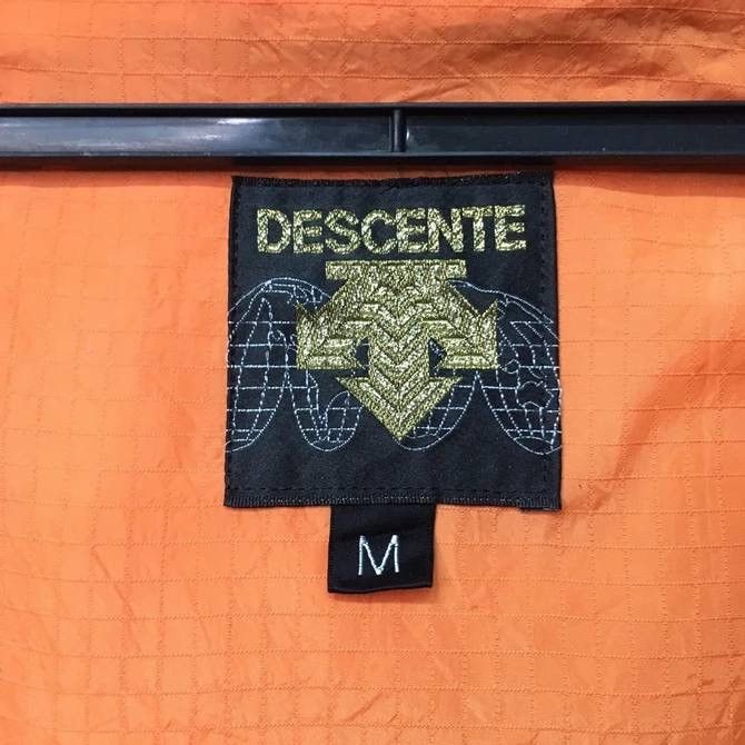 Descente × Sports Specialties × Vintage BEST OFFER🔥Vintage Descente Hoodie Zip Ups Sleeveless Vest Size US L / EU 52-54 / 3 - 9 Thumbnail