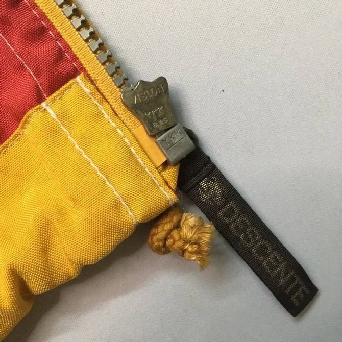 Descente × Sports Specialties × Vintage BEST OFFER🔥Vintage Descente Hoodie Zip Ups Sleeveless Vest Size US L / EU 52-54 / 3 - 8 Thumbnail