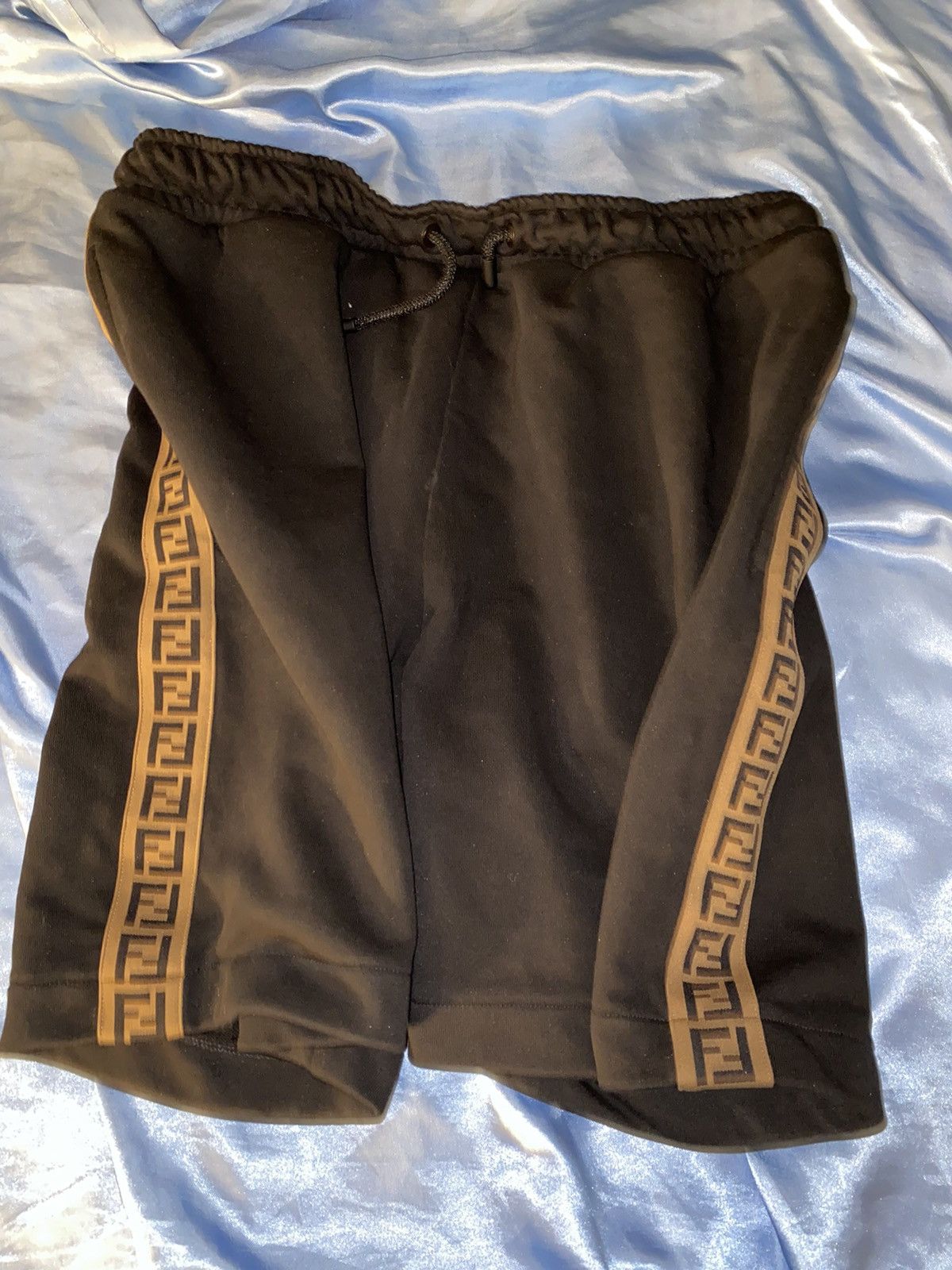 Fendi Fendi Shorts Size US 32 / EU 48 - 4 Thumbnail