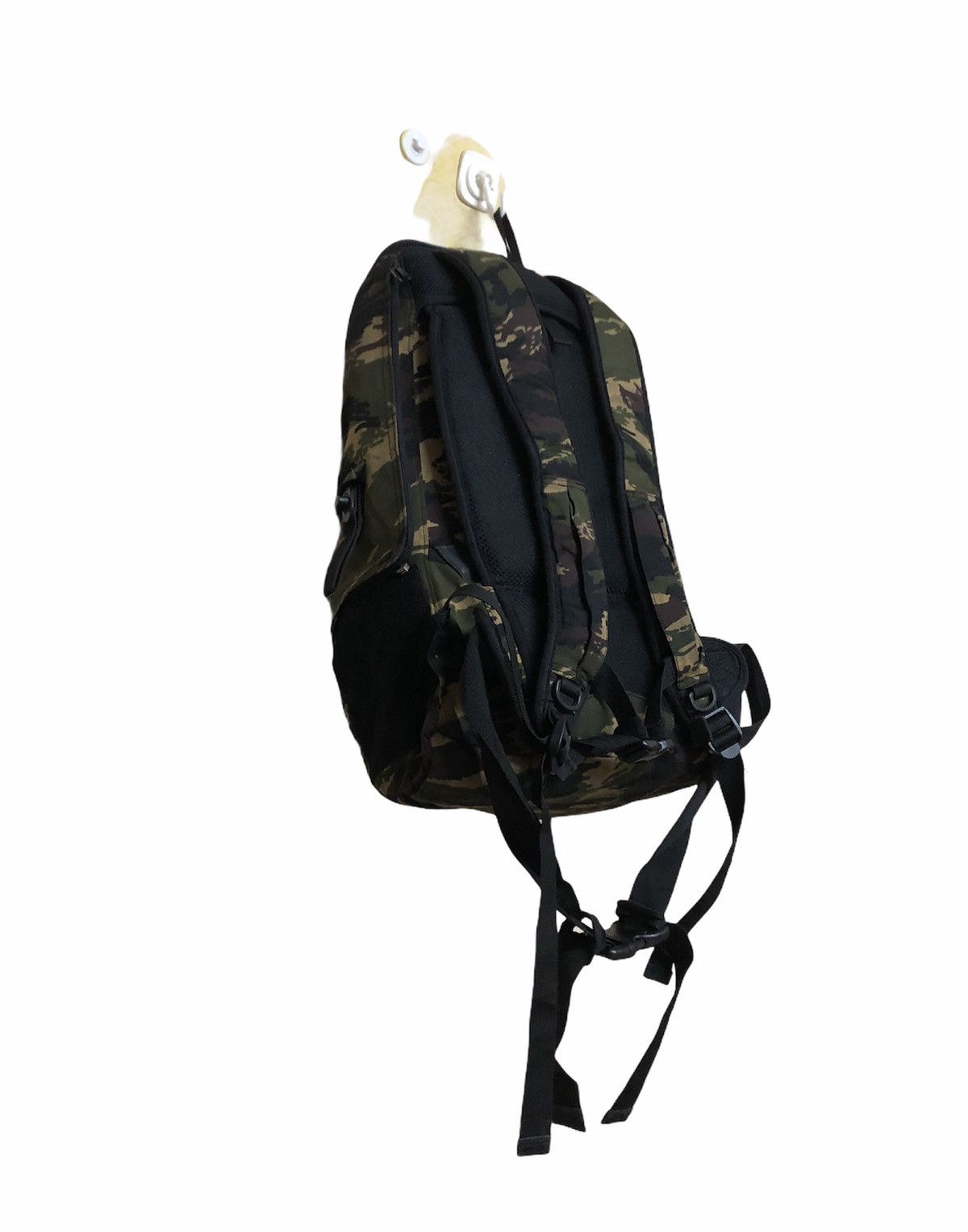 Columbia Columbia Backpack Camo Design Rare Size ONE SIZE - 8 Thumbnail