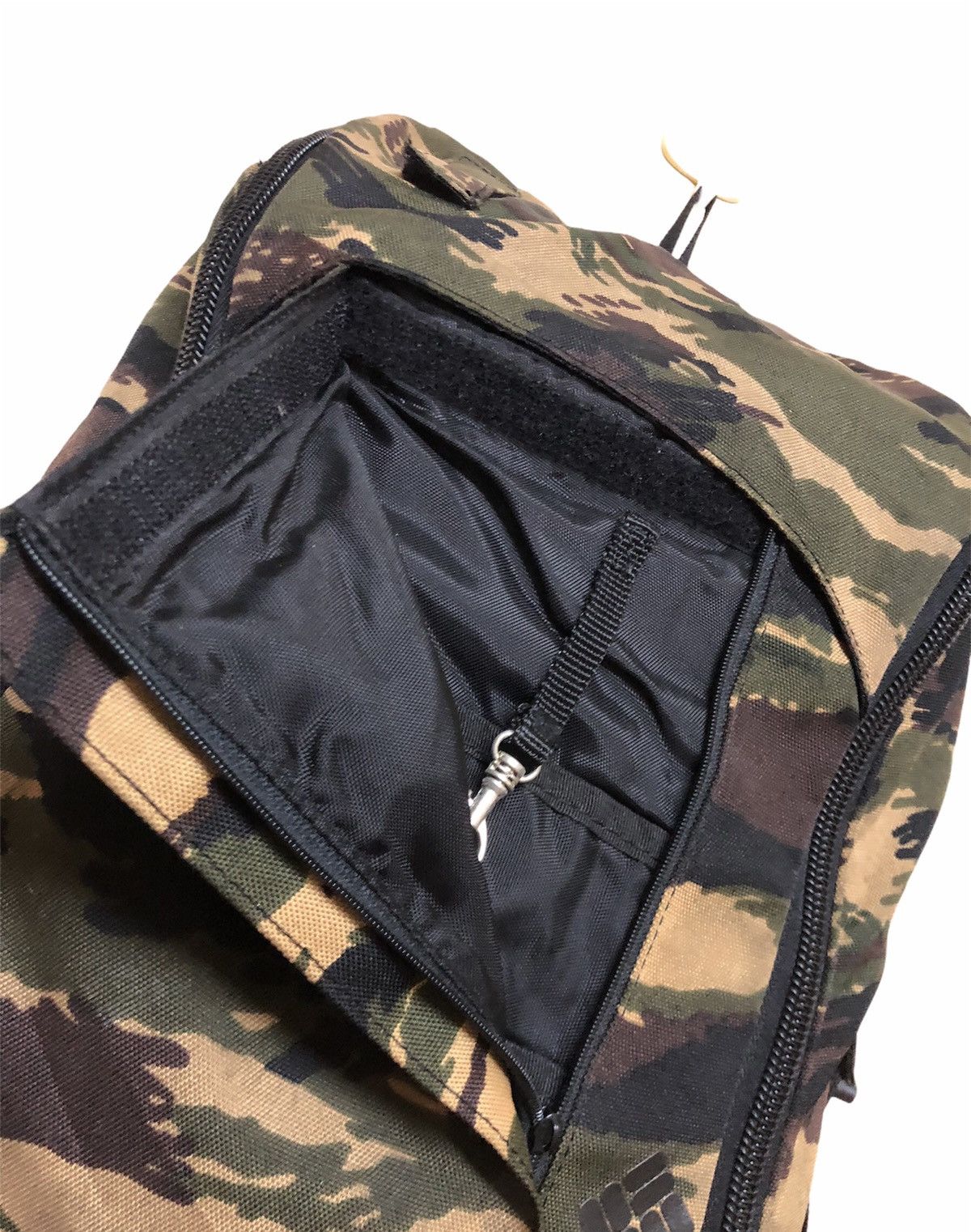 Columbia Columbia Backpack Camo Design Rare Size ONE SIZE - 9 Thumbnail