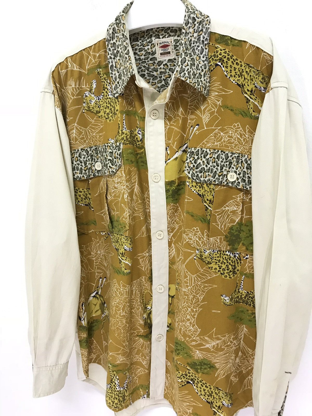 Japanese Brand Madoc Fullprinted Leopard Safari Cotton Shirt Button Up 6🟩9 Size US L / EU 52-54 / 3 - 1 Thumbnail