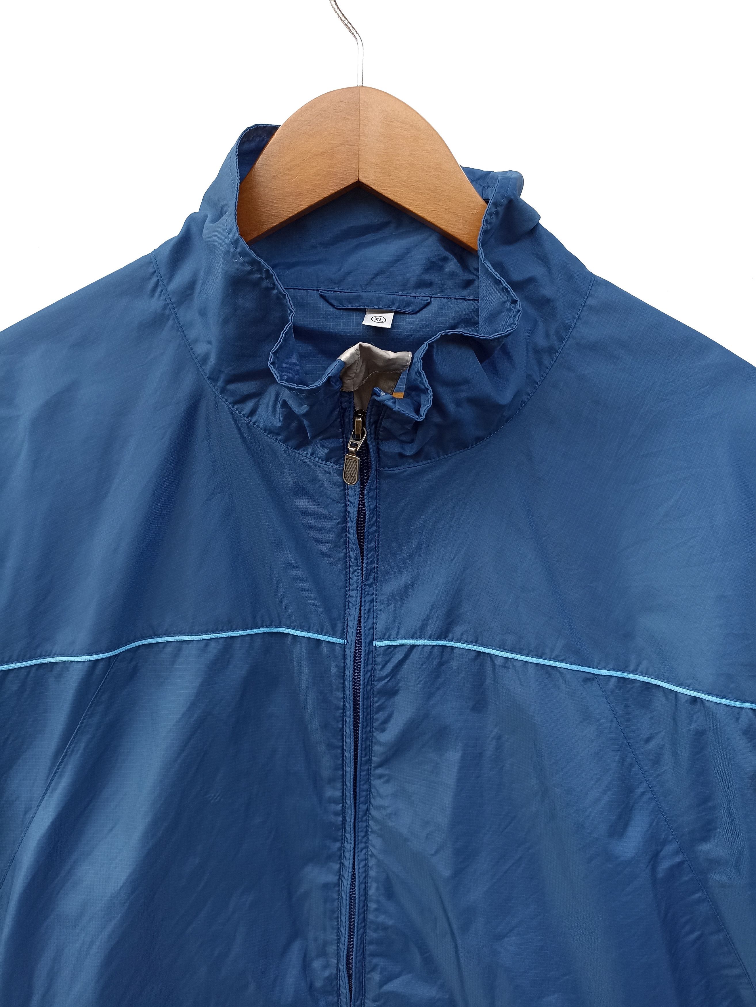 Uniqlo Uniqlo windbreaker Size US L / EU 52-54 / 3 - 2 Thumbnail