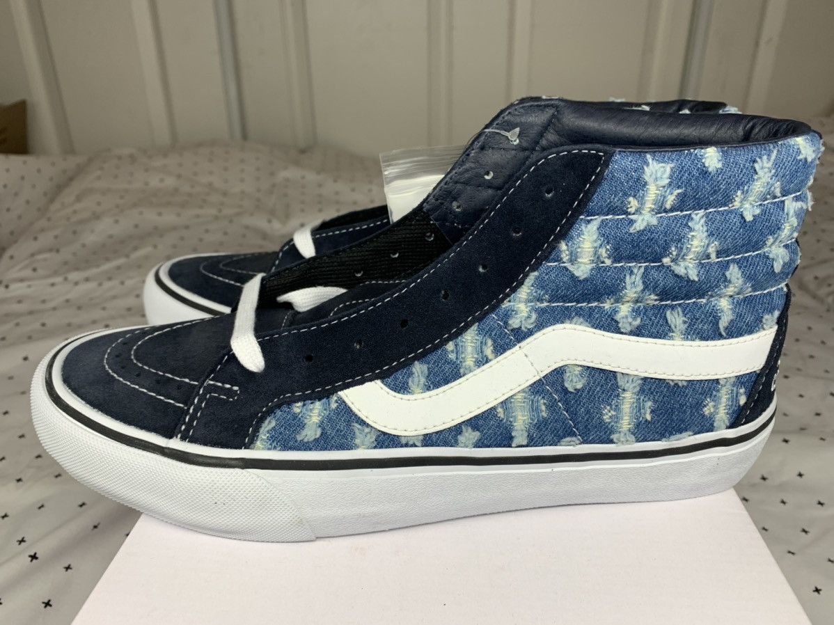 Supreme × Vans Supreme Vans Hole Punch Denim Hi Size US 9.5 / EU 42-43 - 4 Thumbnail