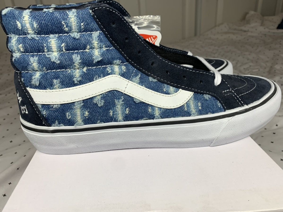 Supreme × Vans Supreme Vans Hole Punch Denim Hi Size US 9.5 / EU 42-43 - 1 Thumbnail