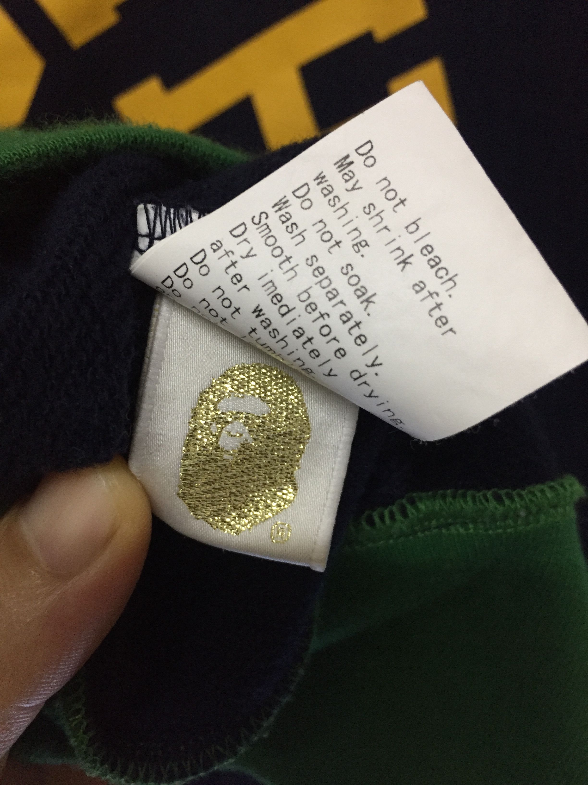Bape 2008 Bape Star varsity Size US M / EU 48-50 / 2 - 14 Thumbnail