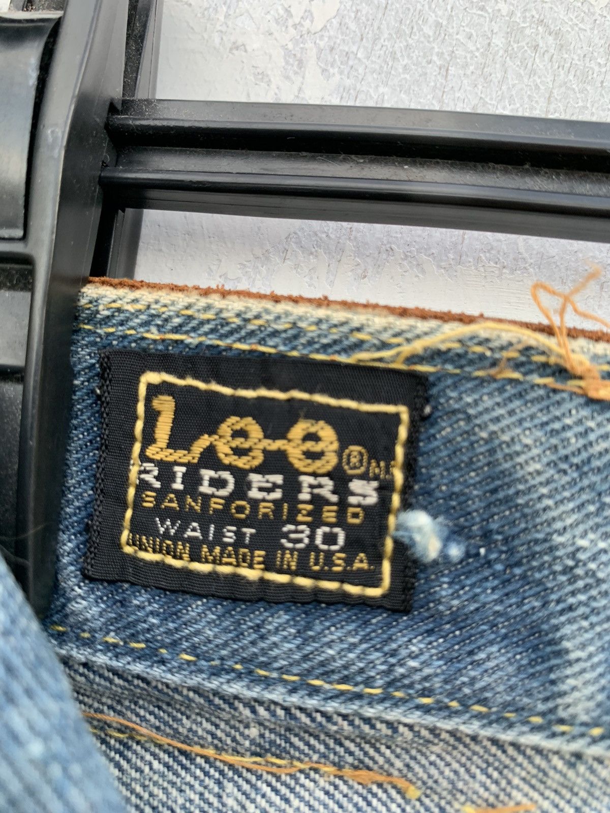 Lee × Vintage Vintage Lee Raiders Top Button 20 Made in Usa Size US 30 / EU 46 - 22 Thumbnail