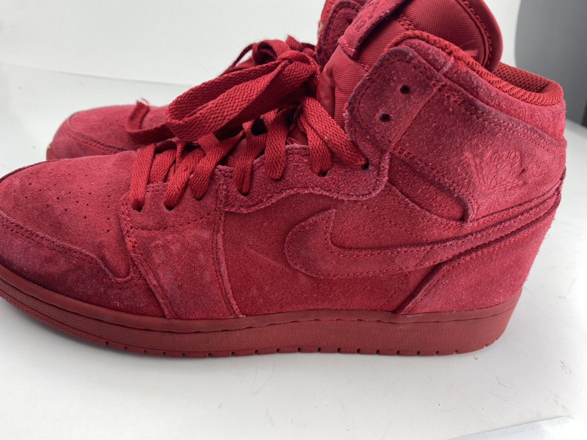 Air Jordan Retro High BG Red Suede