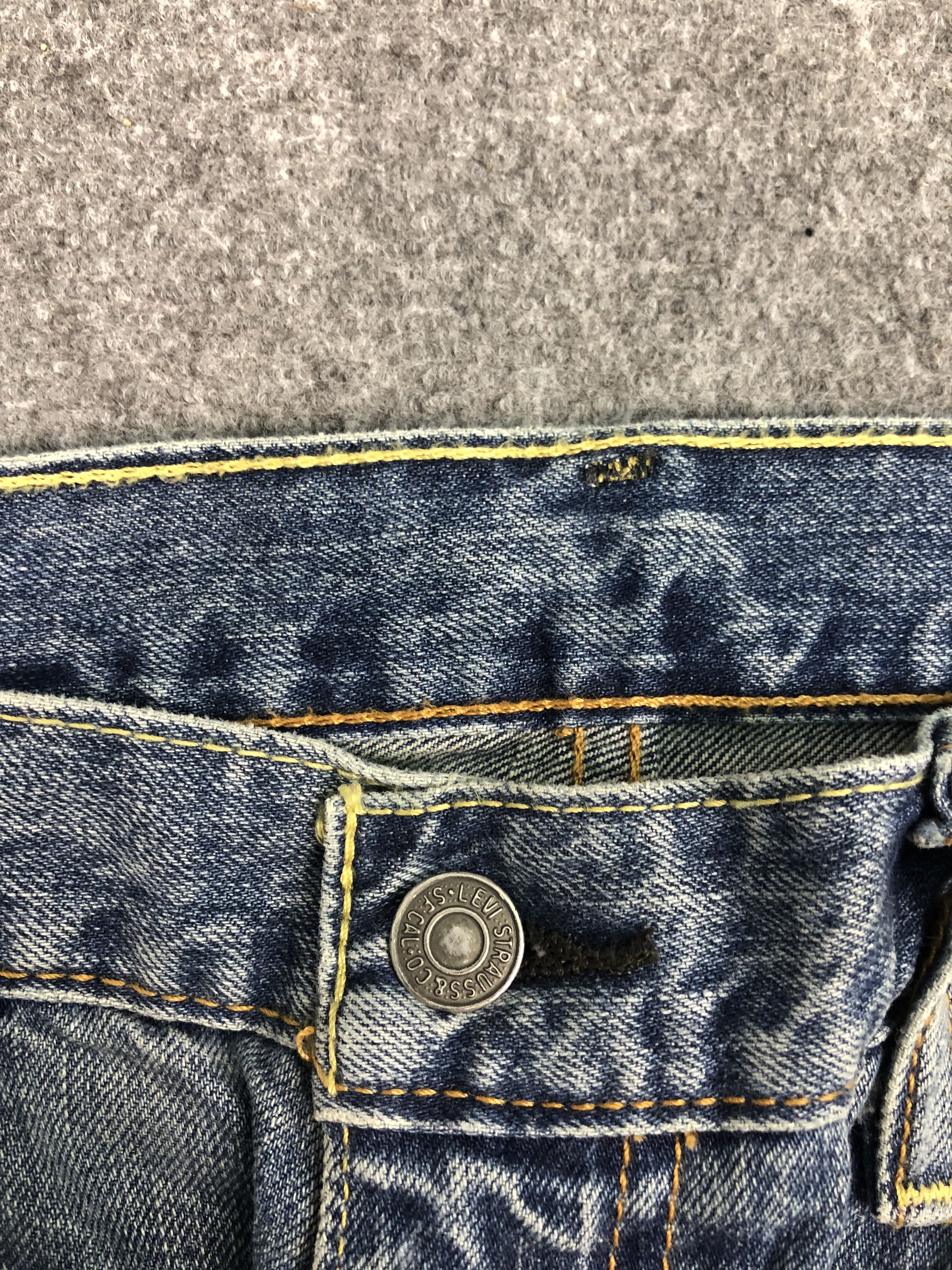 Levi's Vintage Levis Blue Jeans DP0432 Size US 39 - 7 Thumbnail