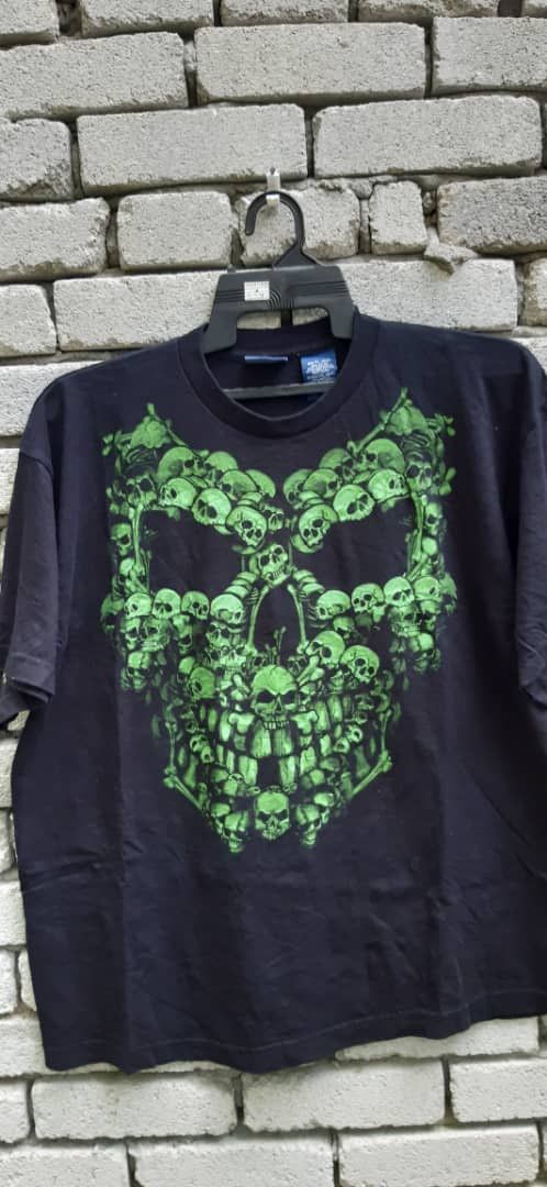 Other Big skulls logo t shirt Size US L / EU 52-54 / 3 - 5 Thumbnail