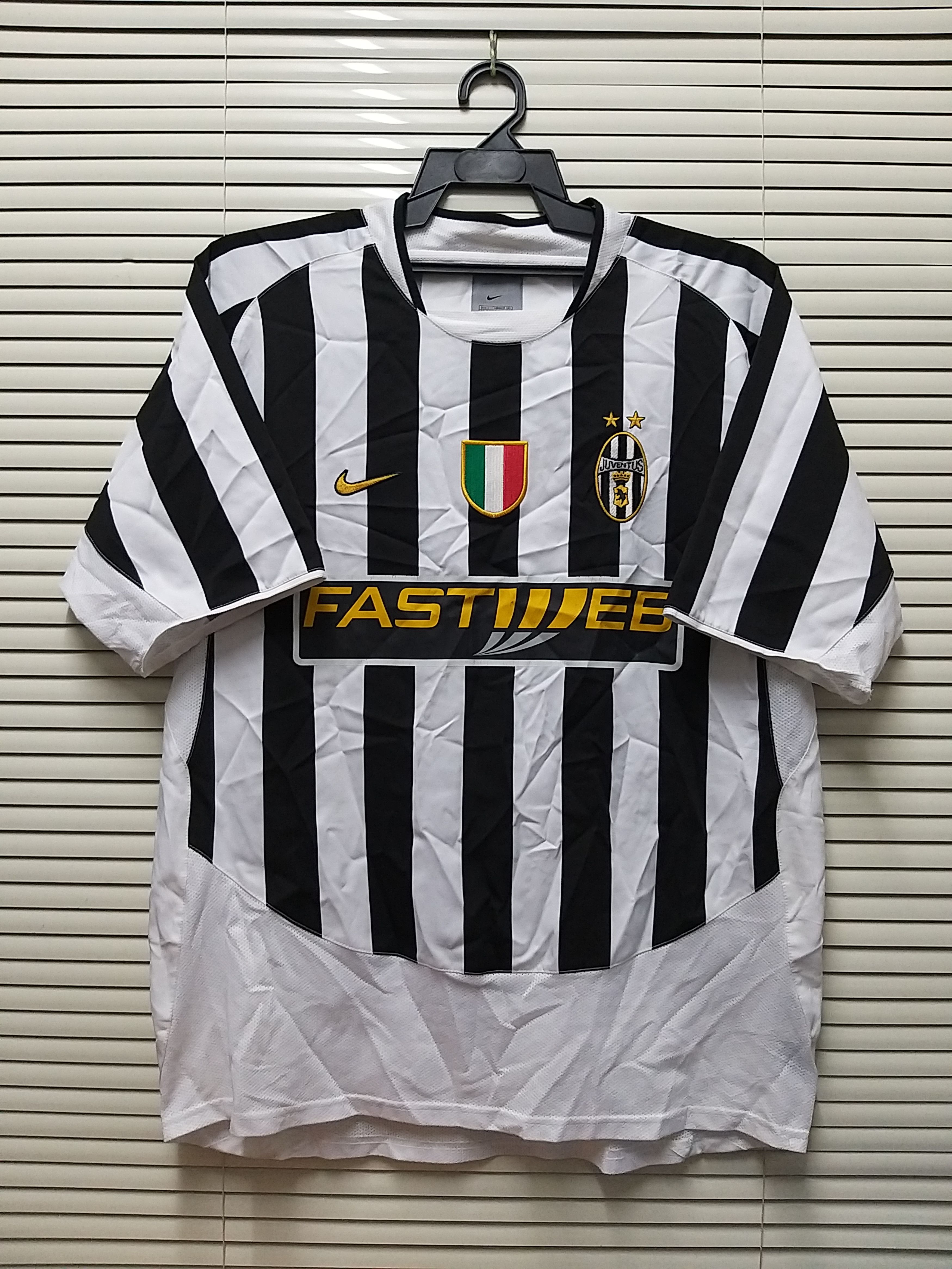 Nike VTG Y2K JUVENTUS 2003-04 FASTWEB HOME JERSEY. | Grailed