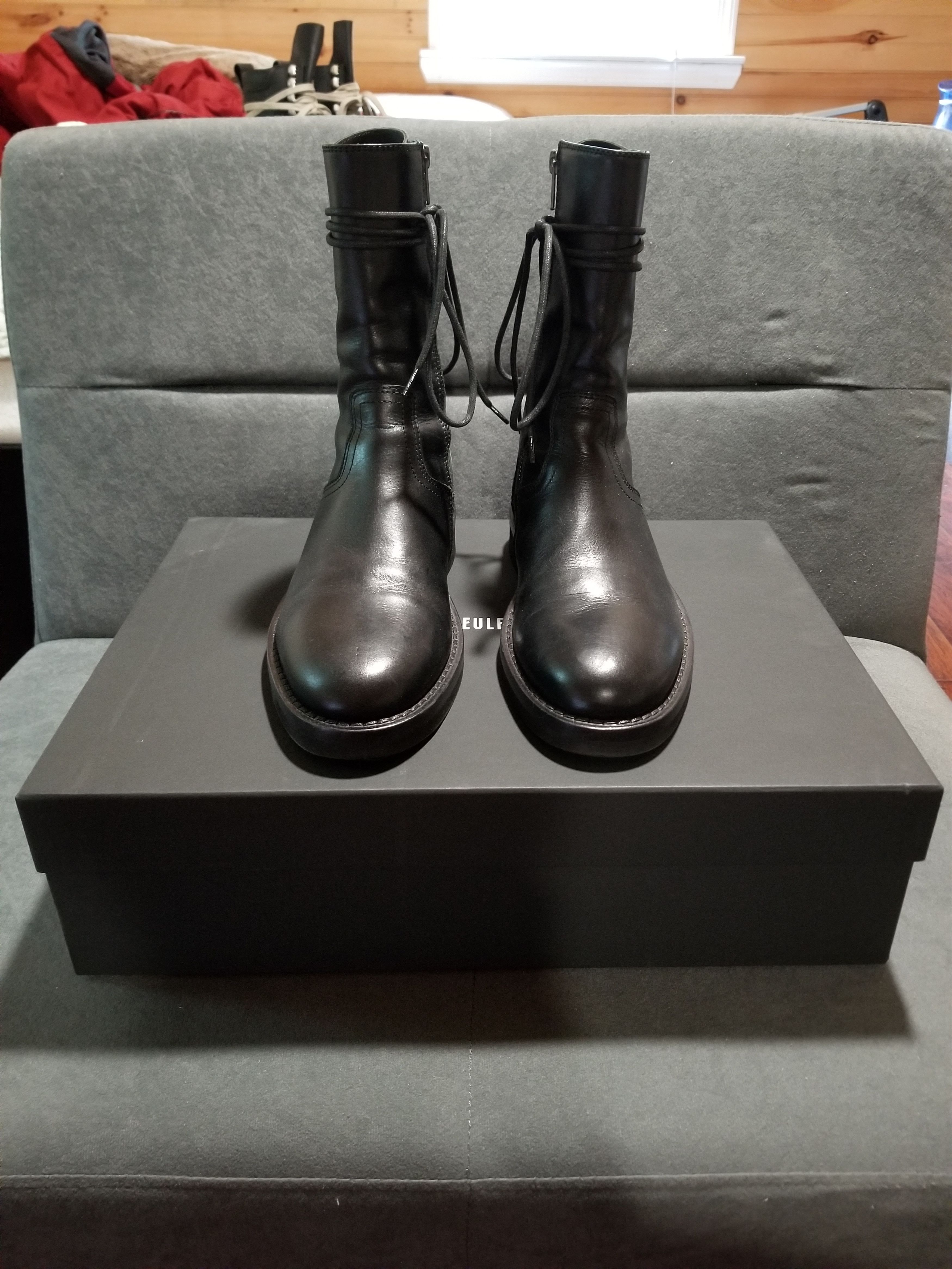 Backlace Combat Boot