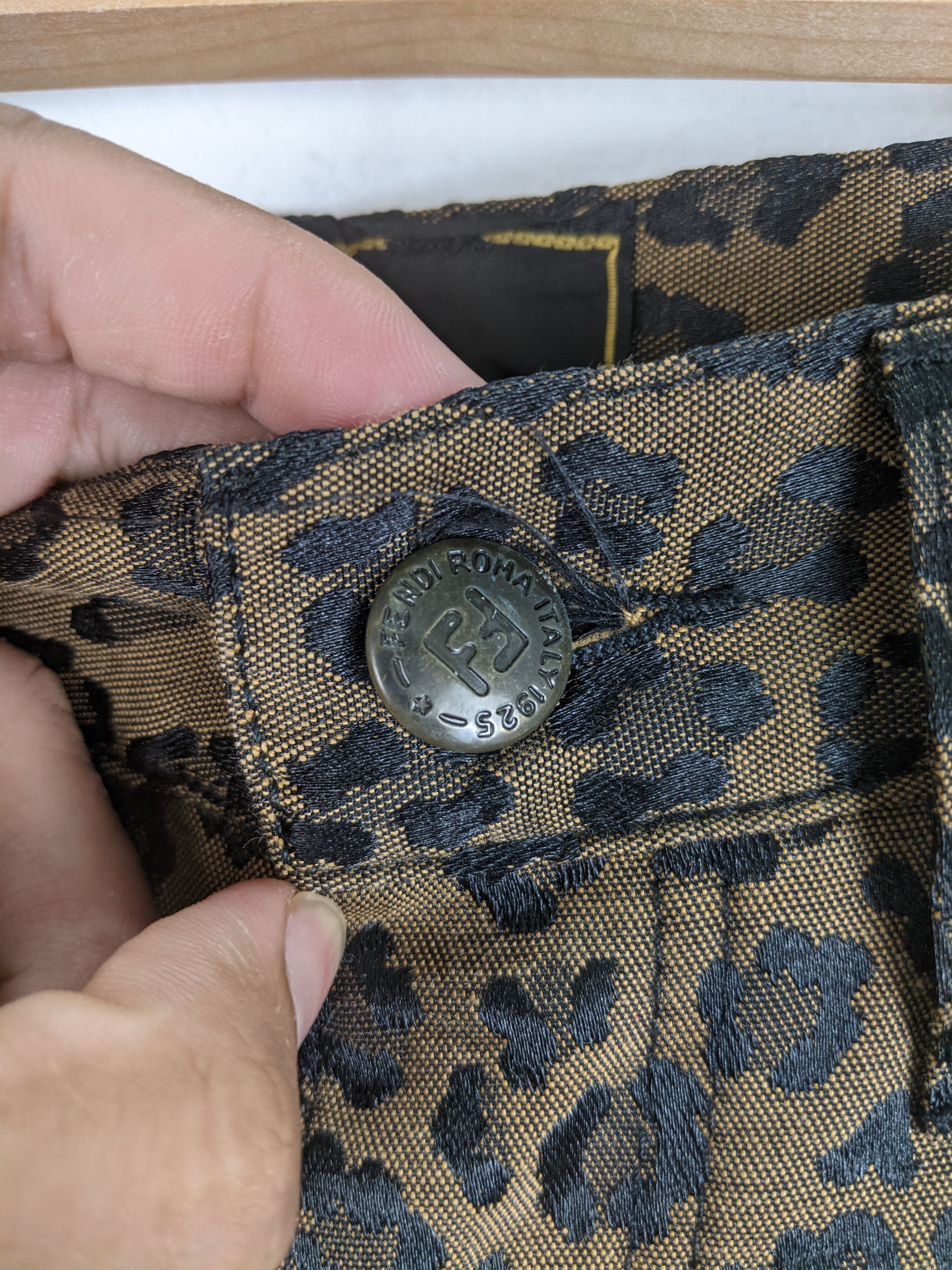 Fendi Vintage Fendi Leopard Pant Made in Italy Size US 26 / EU 42 - 5 Thumbnail