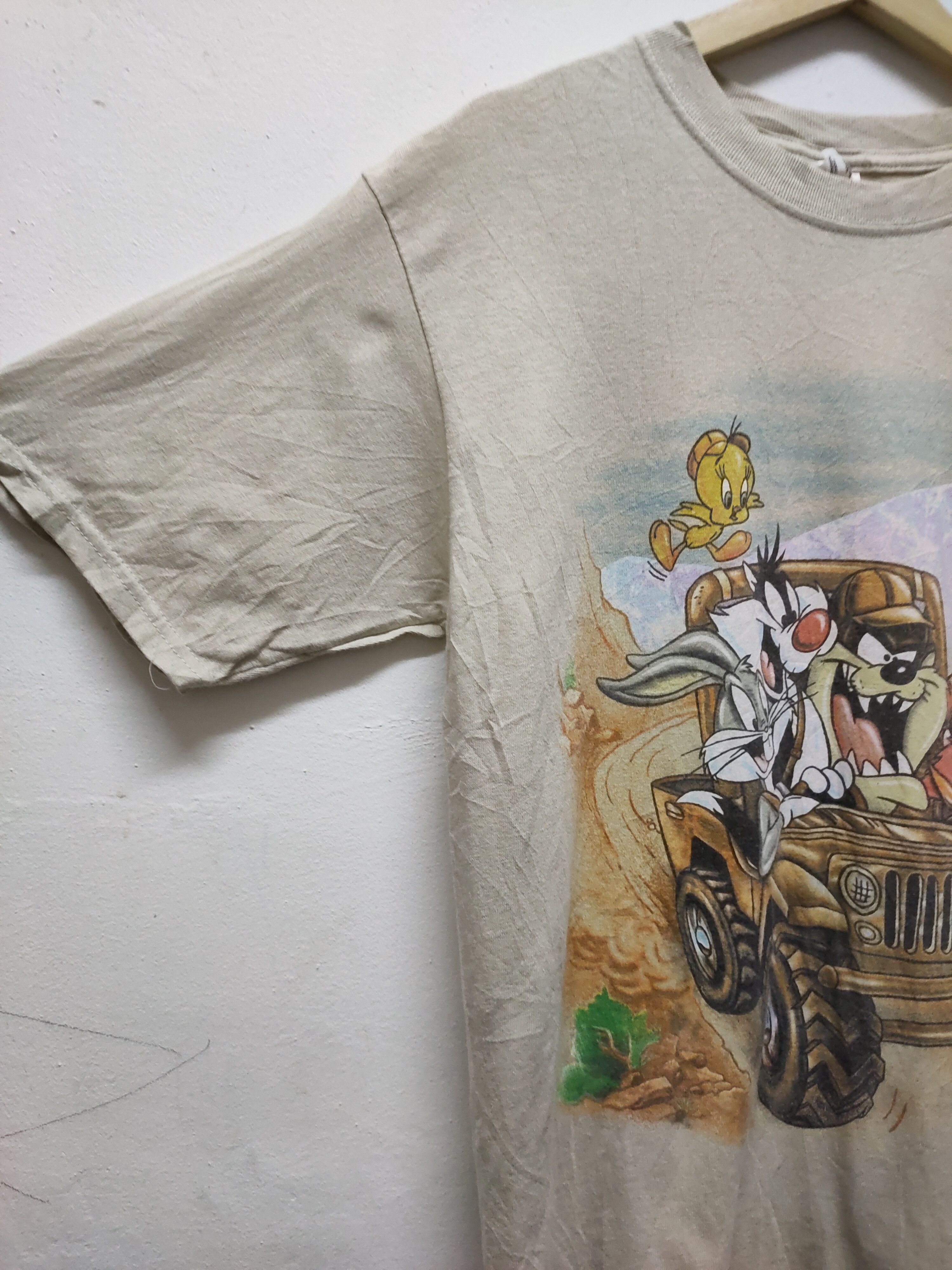 Anvil cartoon Tasmania Tee shirt fullprint logo vintage. Size US M / EU 48-50 / 2 - 7 Thumbnail