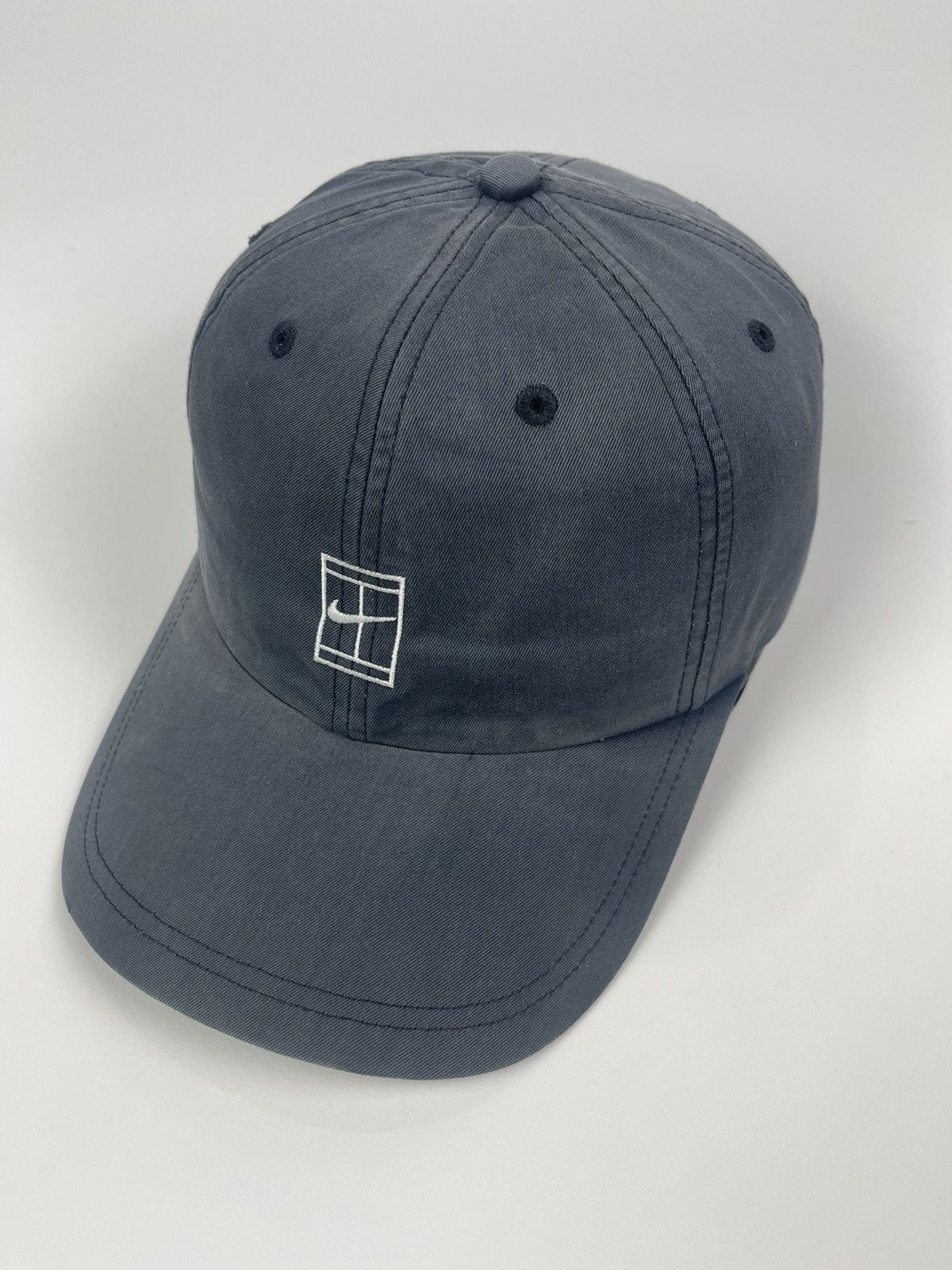 Vintage NIKE Court hat
