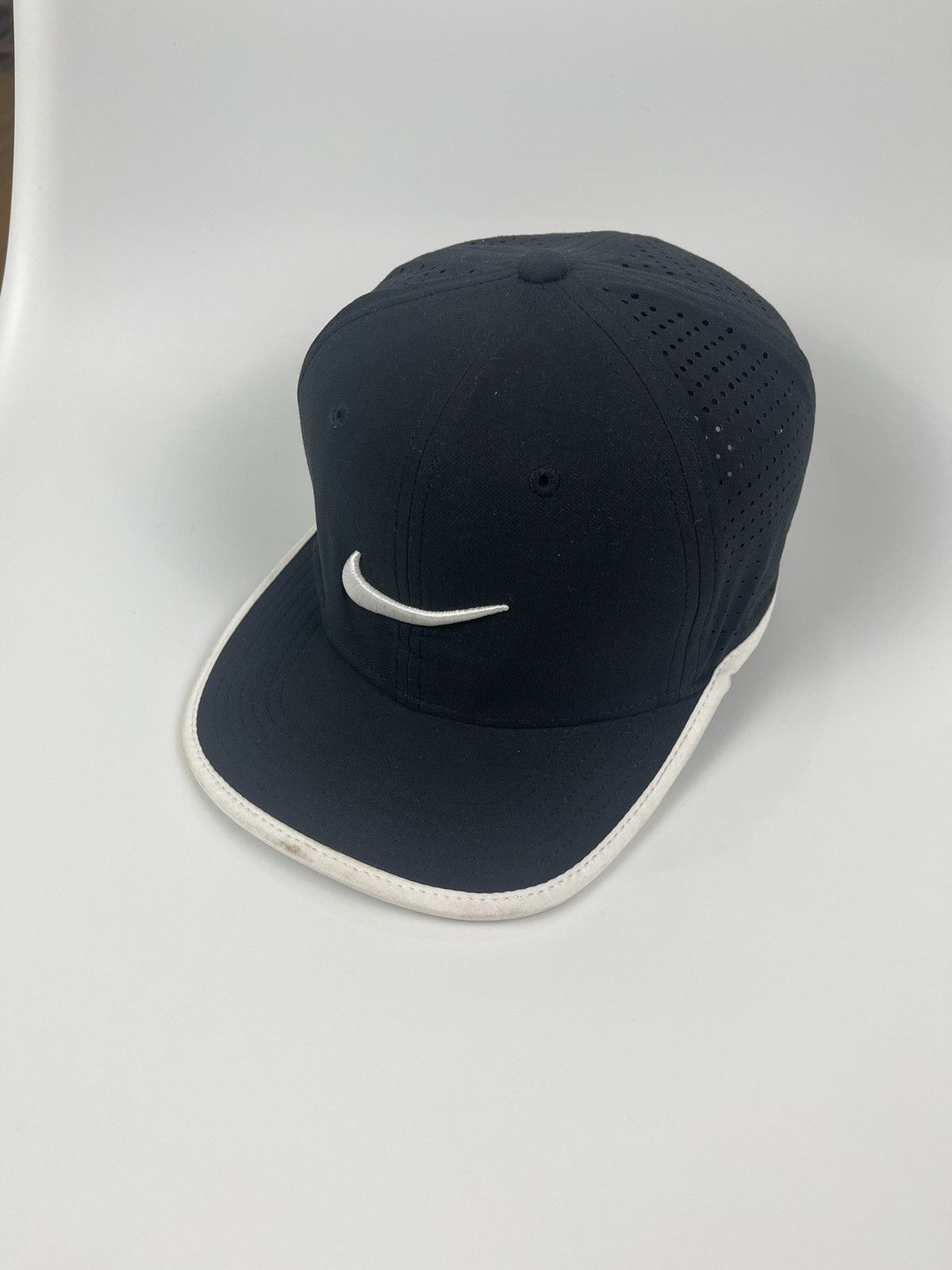 Nike Nike Swoosh Trucker Hat Size ONE SIZE - 1 Thumbnail