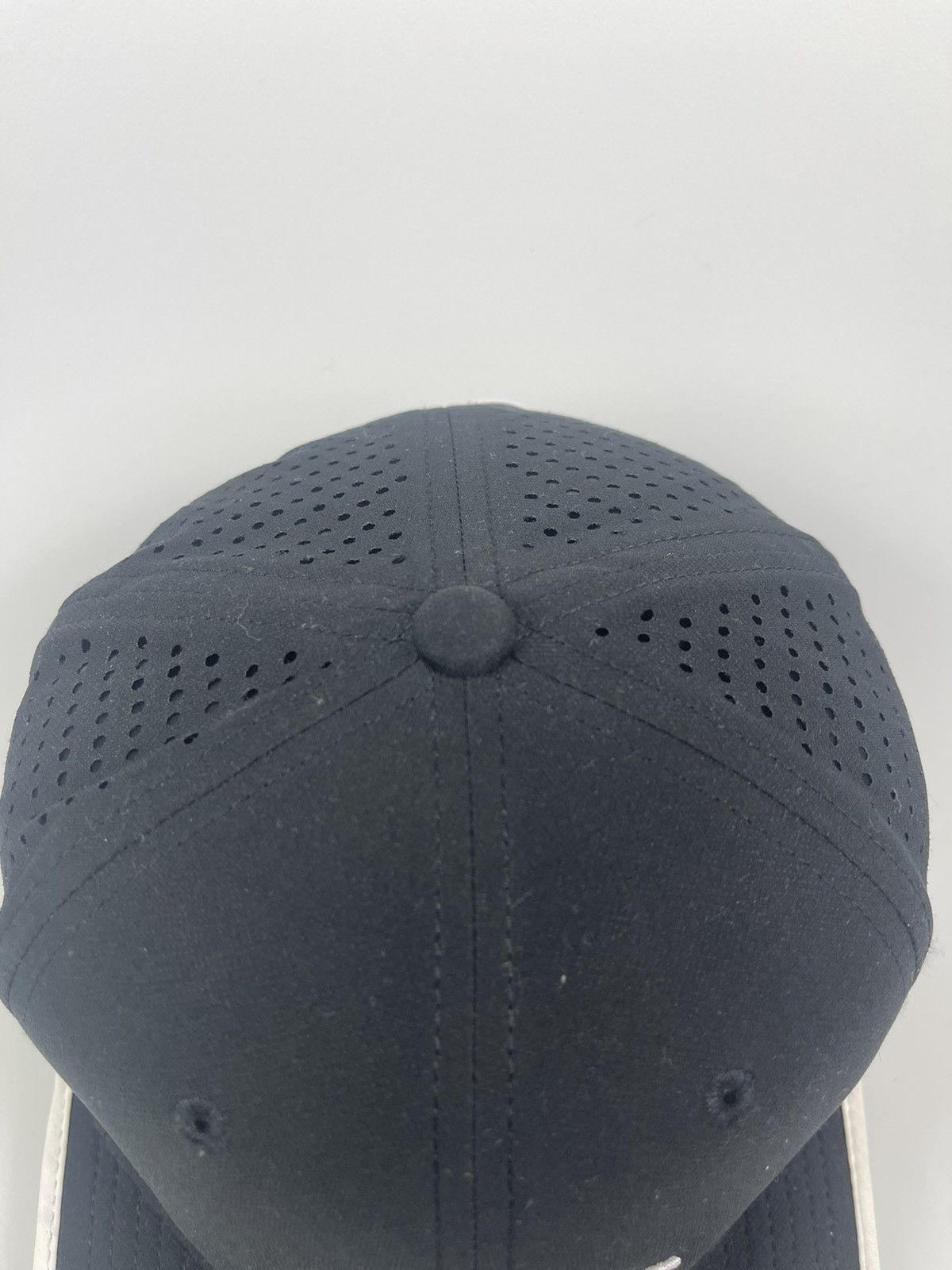 Nike Nike Swoosh Trucker Hat Size ONE SIZE - 7 Thumbnail