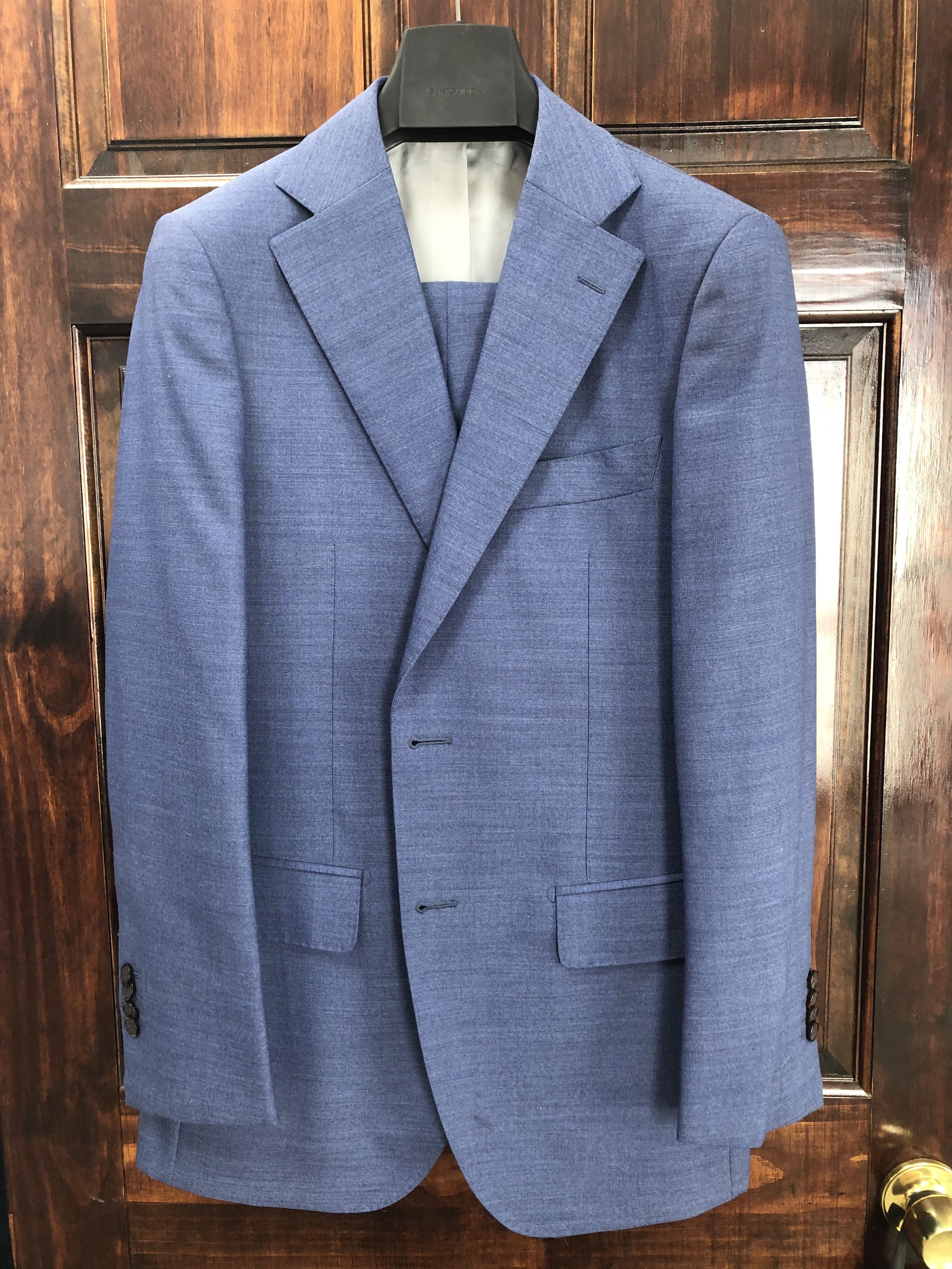 Suitsupply Light Blue Lazio Suit