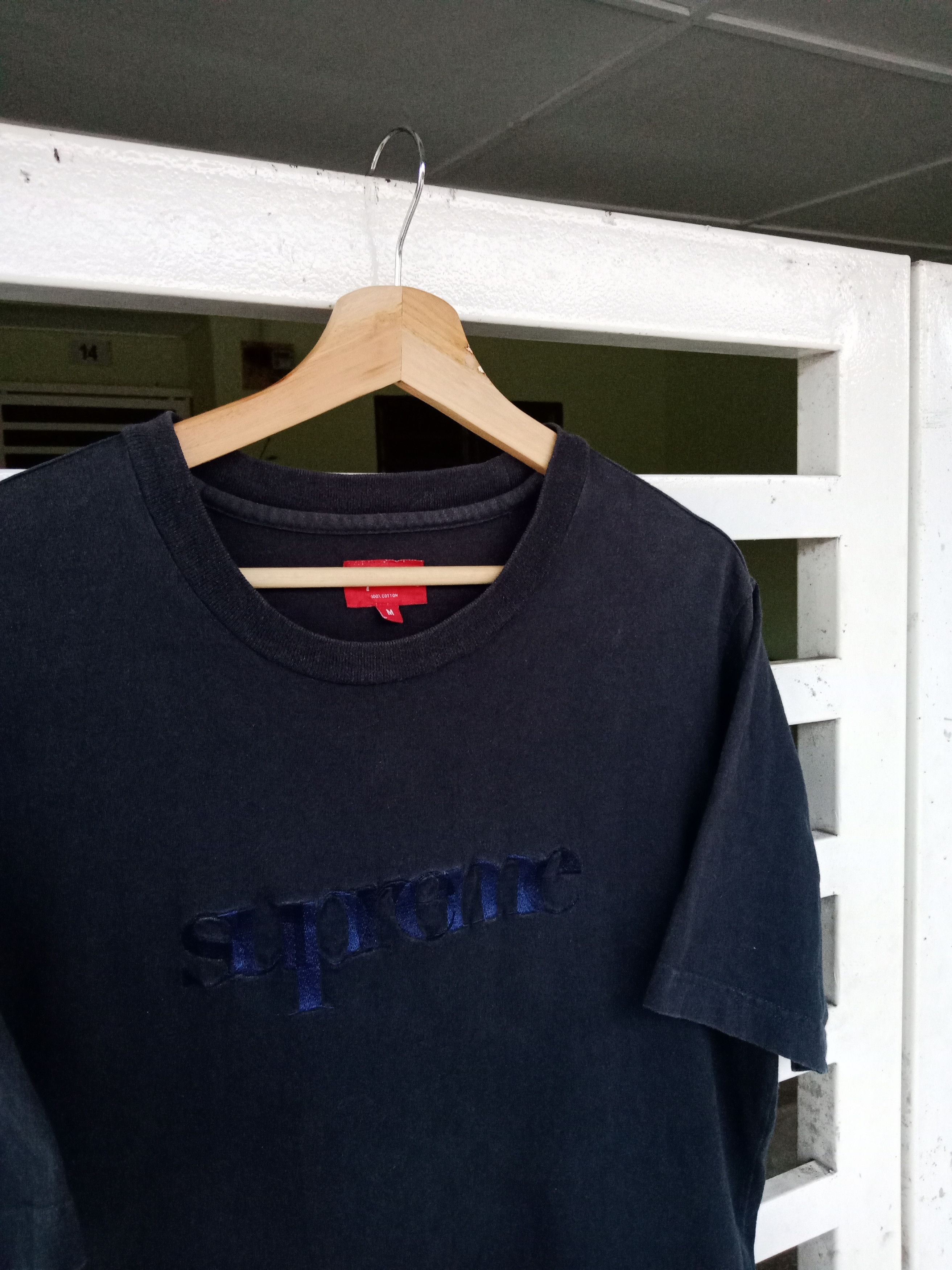 Supreme Supreme Spell Out Tonal Embroidered Tee Size US M / EU 48-50 / 2 - 3 Thumbnail