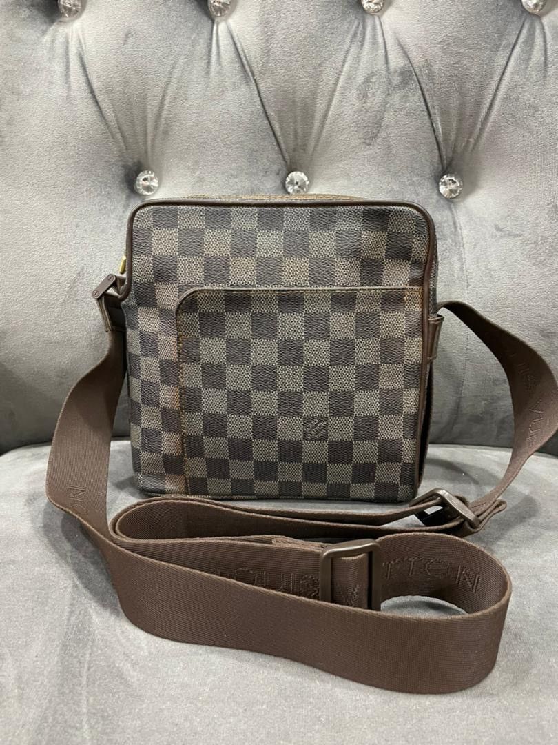 Louis Vuitton Authentic Louis Vuitton Brown Damier Ebene Olav Pm Bag ...