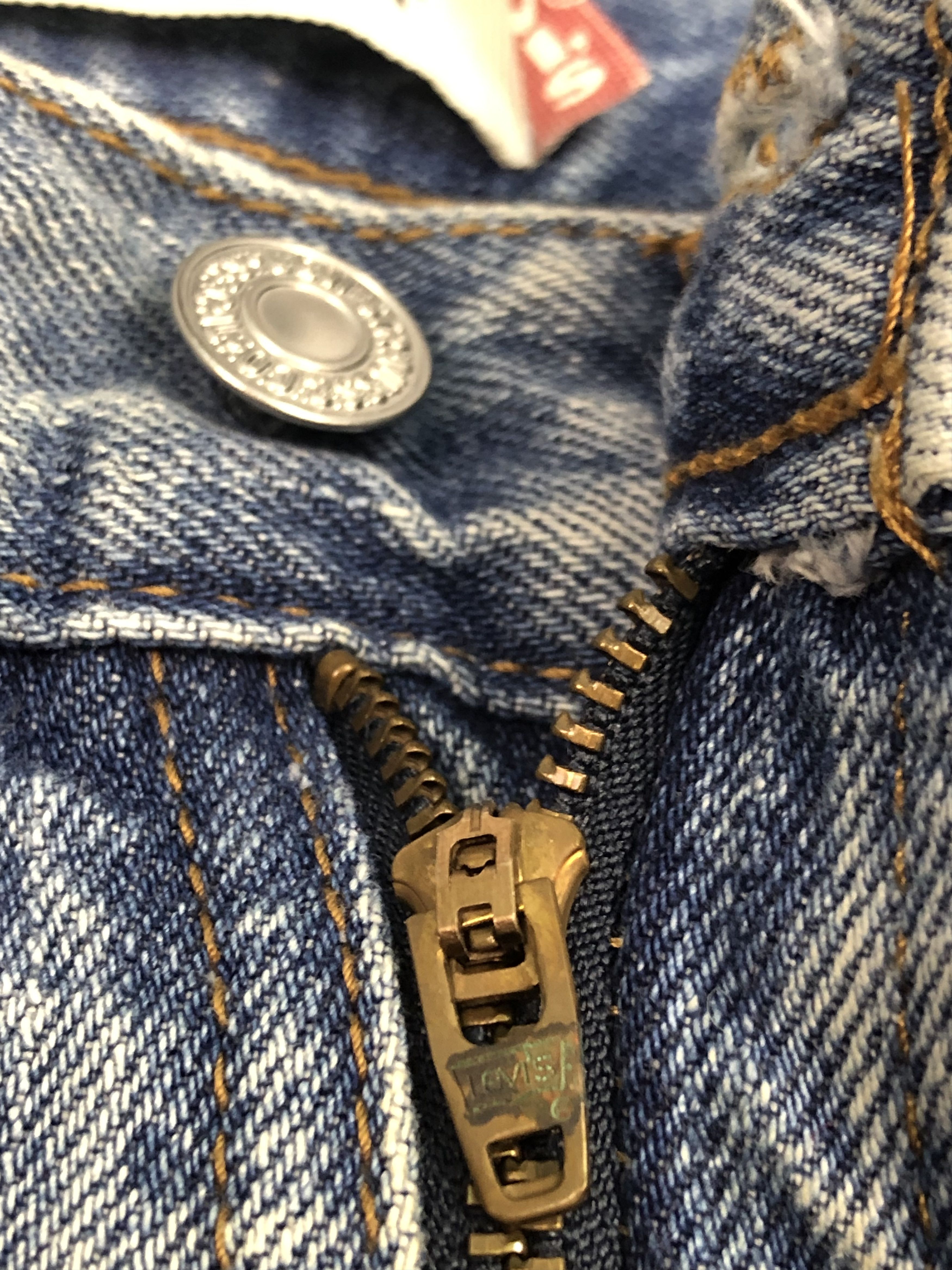 Levi's Vintage Levis 560 Jeans DP0438 Size US 39 - 8 Thumbnail